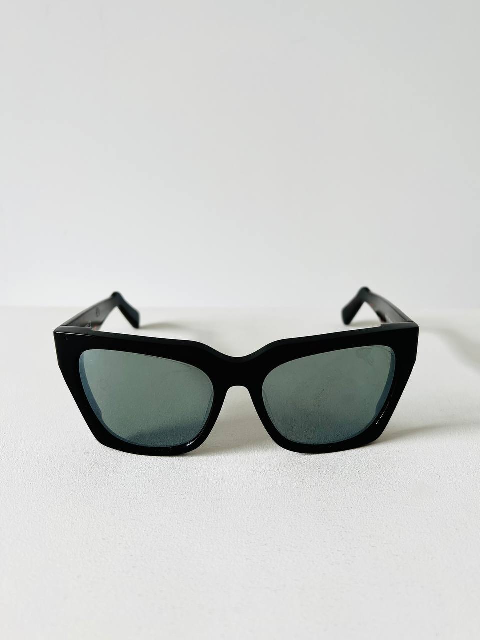 GCDS Sunglasses 0