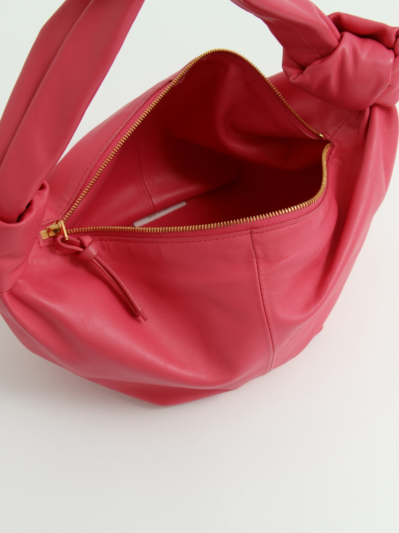 Bottega Veneta Double Knot 8