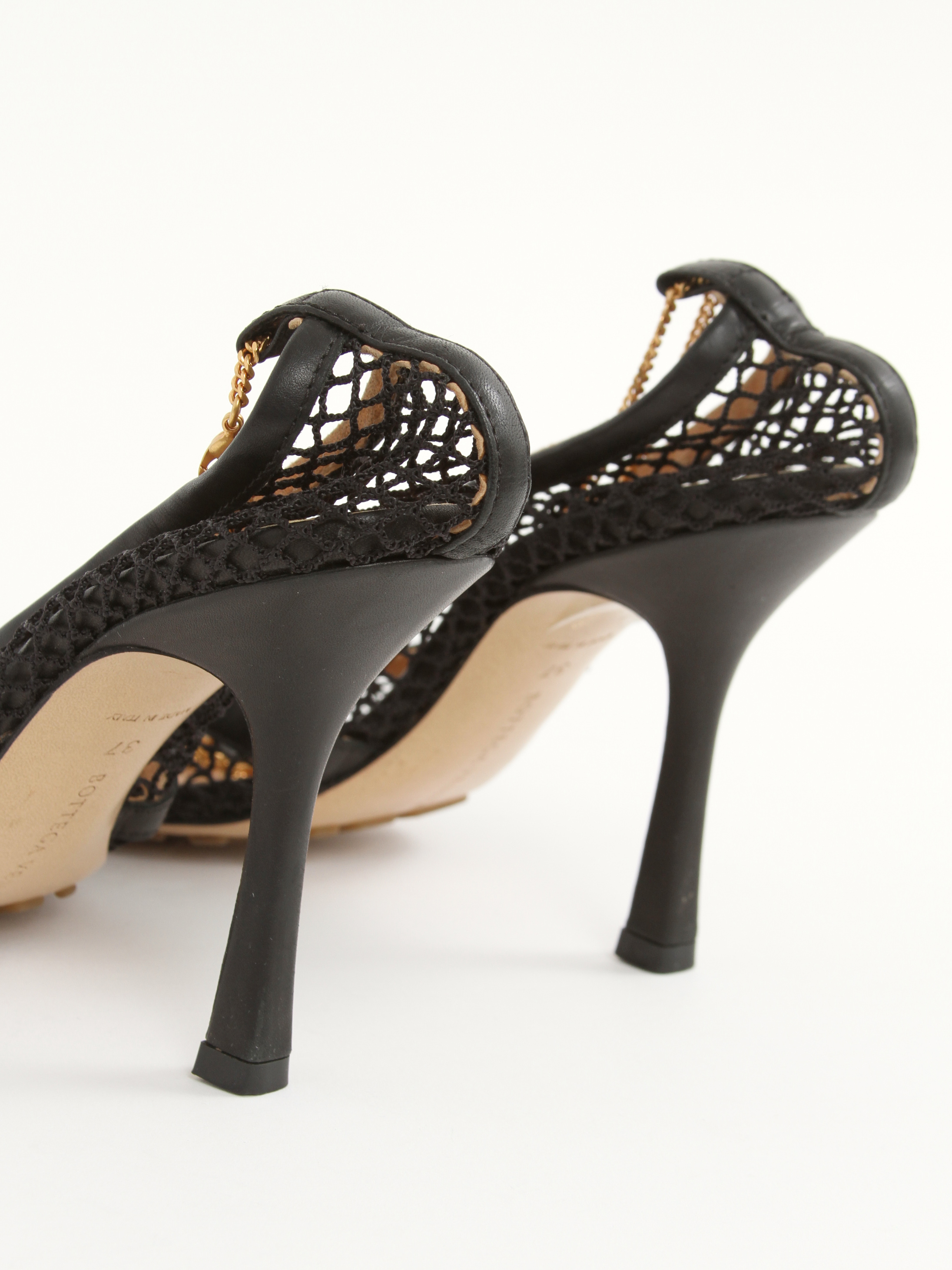 Bottega Veneta Shoes 37 5