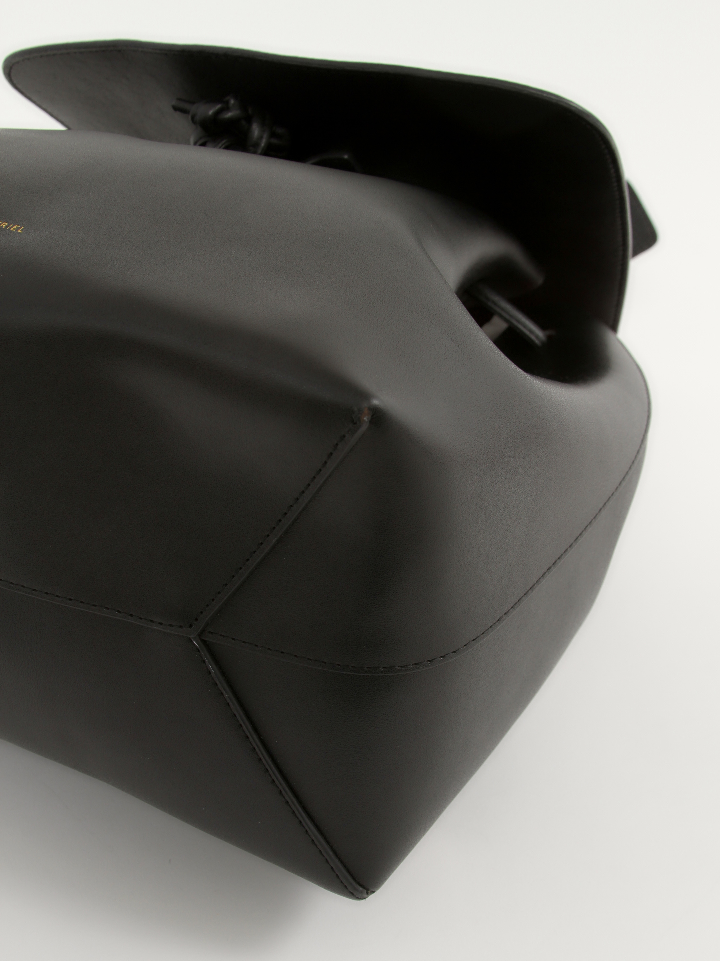 Mansur Gavriel Leather Bag  7
