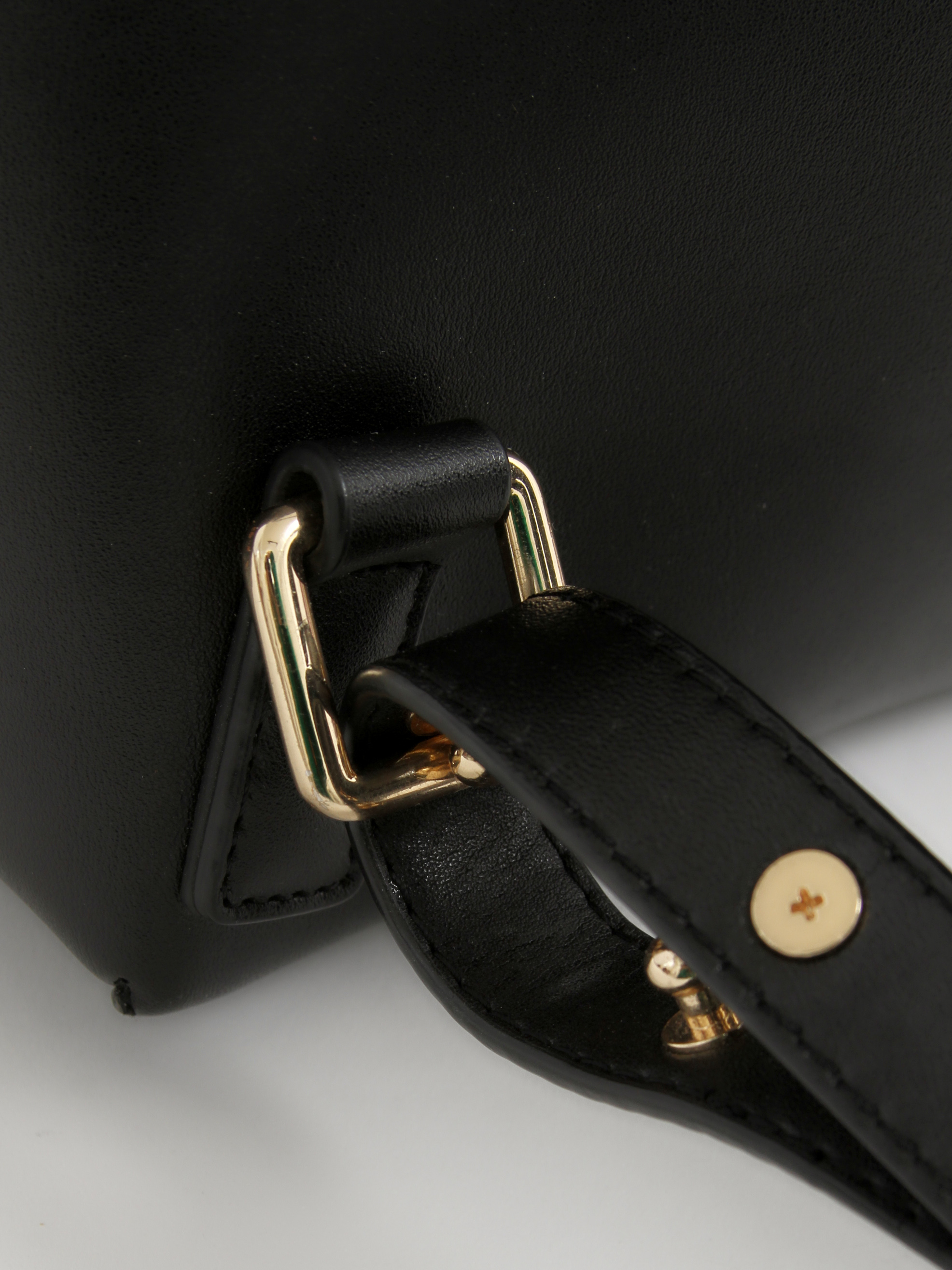 Mansur Gavriel Leather Bag  5