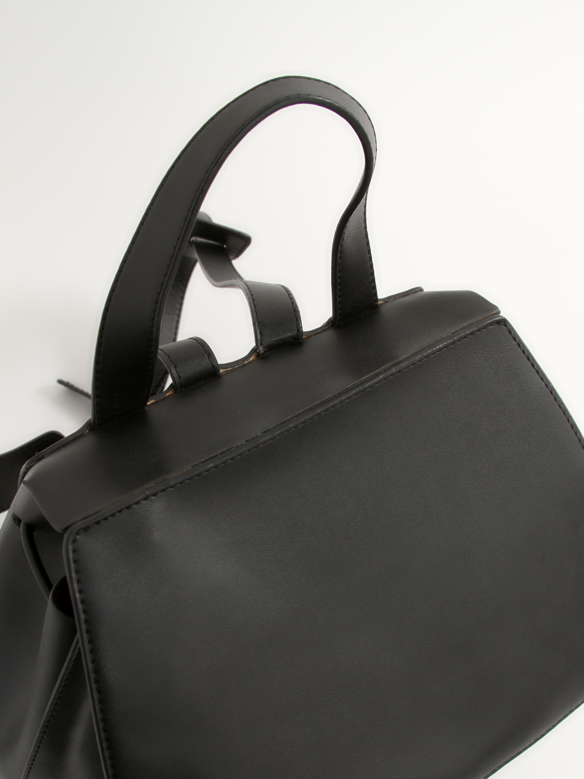 Mansur Gavriel Leather Bag  3
