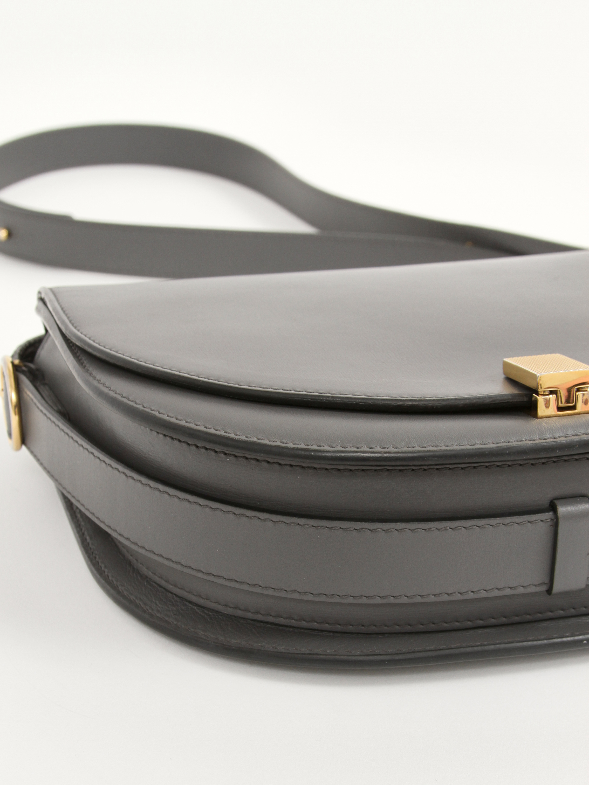 Victoria Beckham Half Moon 7