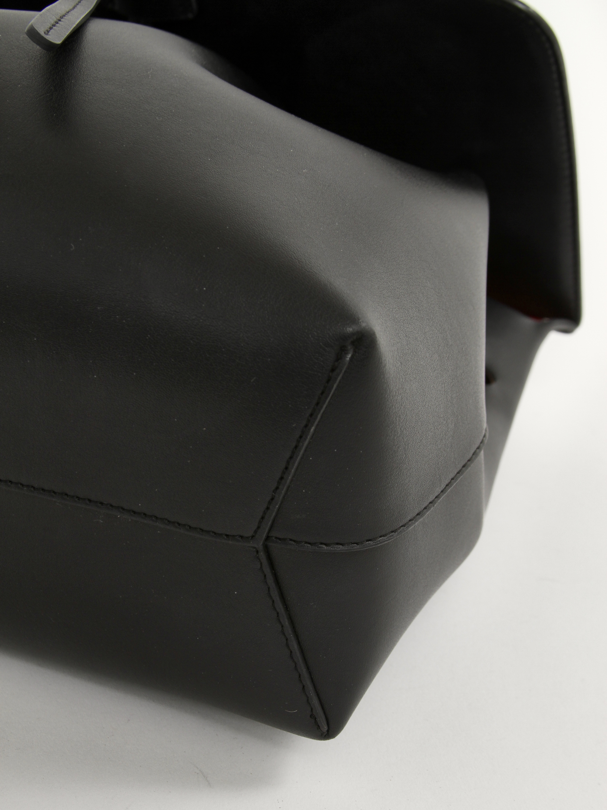 Mansur Gavriel Leather Bag 7
