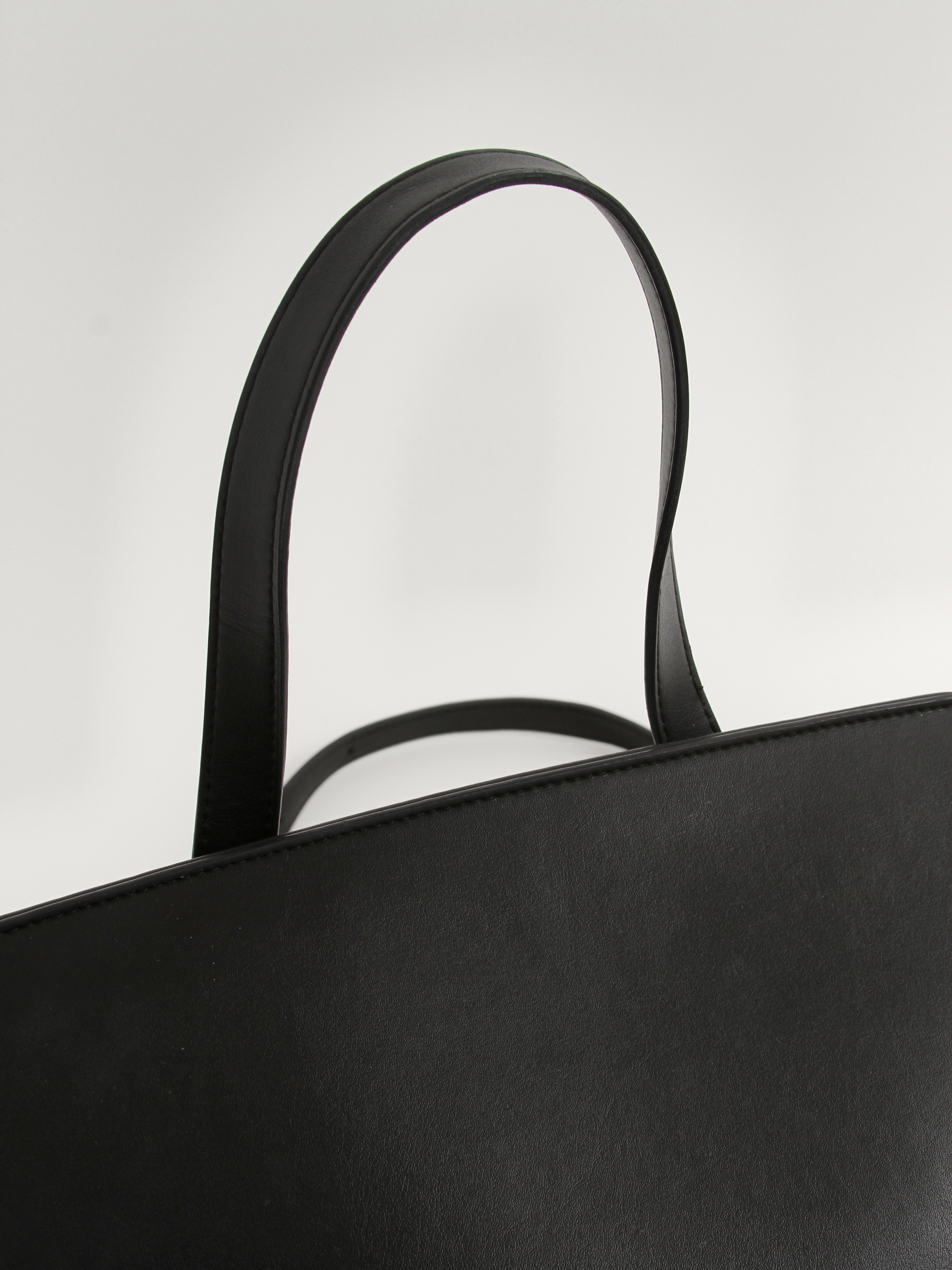 Mansur Gavriel Leather Bag 3