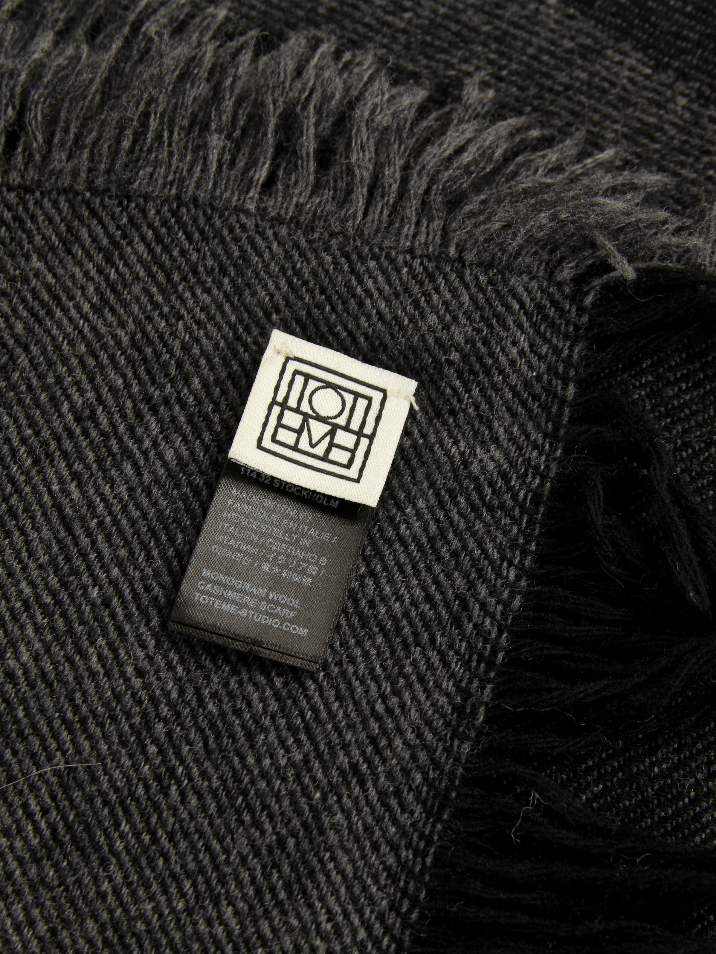 Toteme Scarf 4
