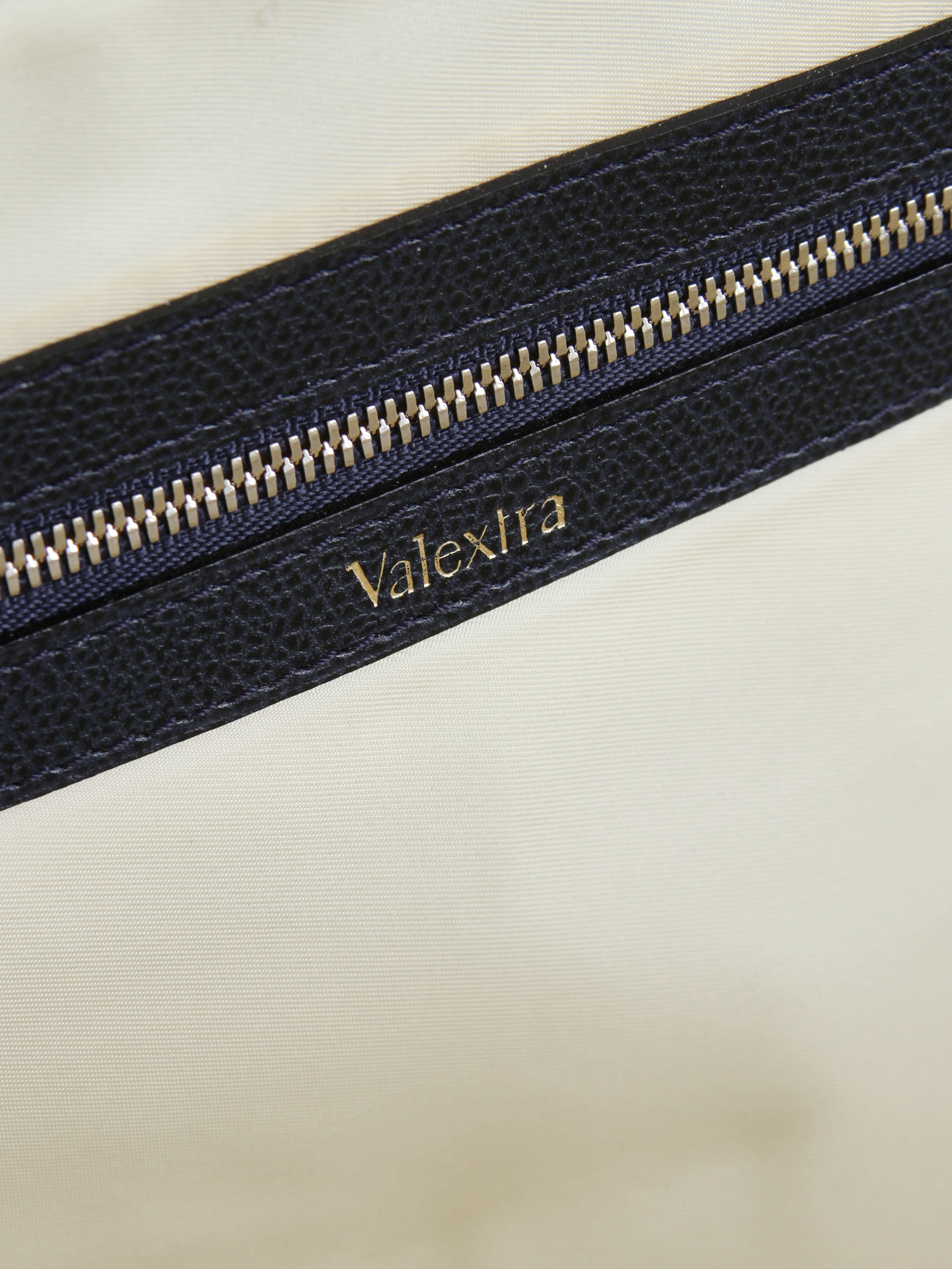 Valextra Leather Bag 9