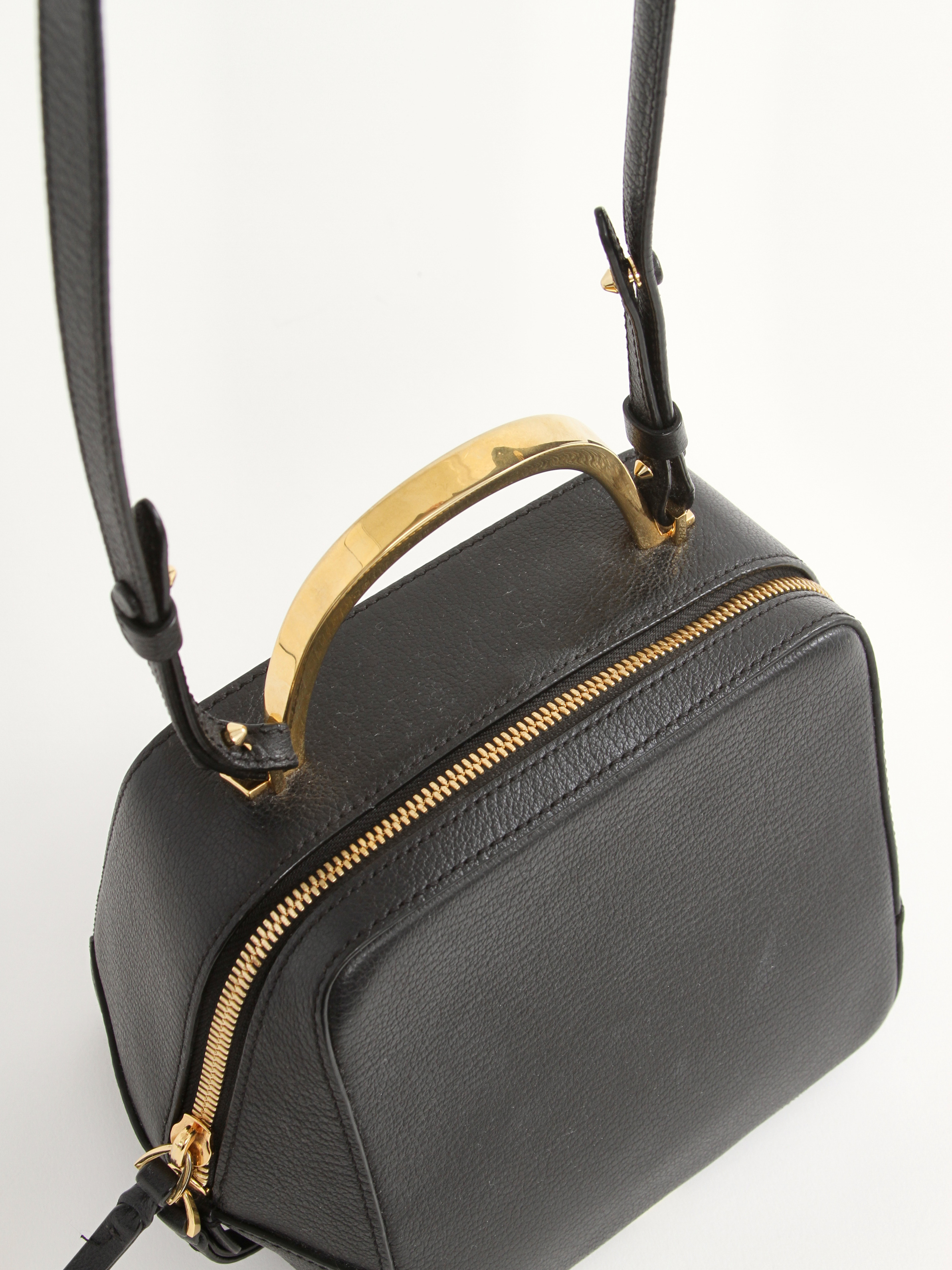 The Volon Leather Bag 4