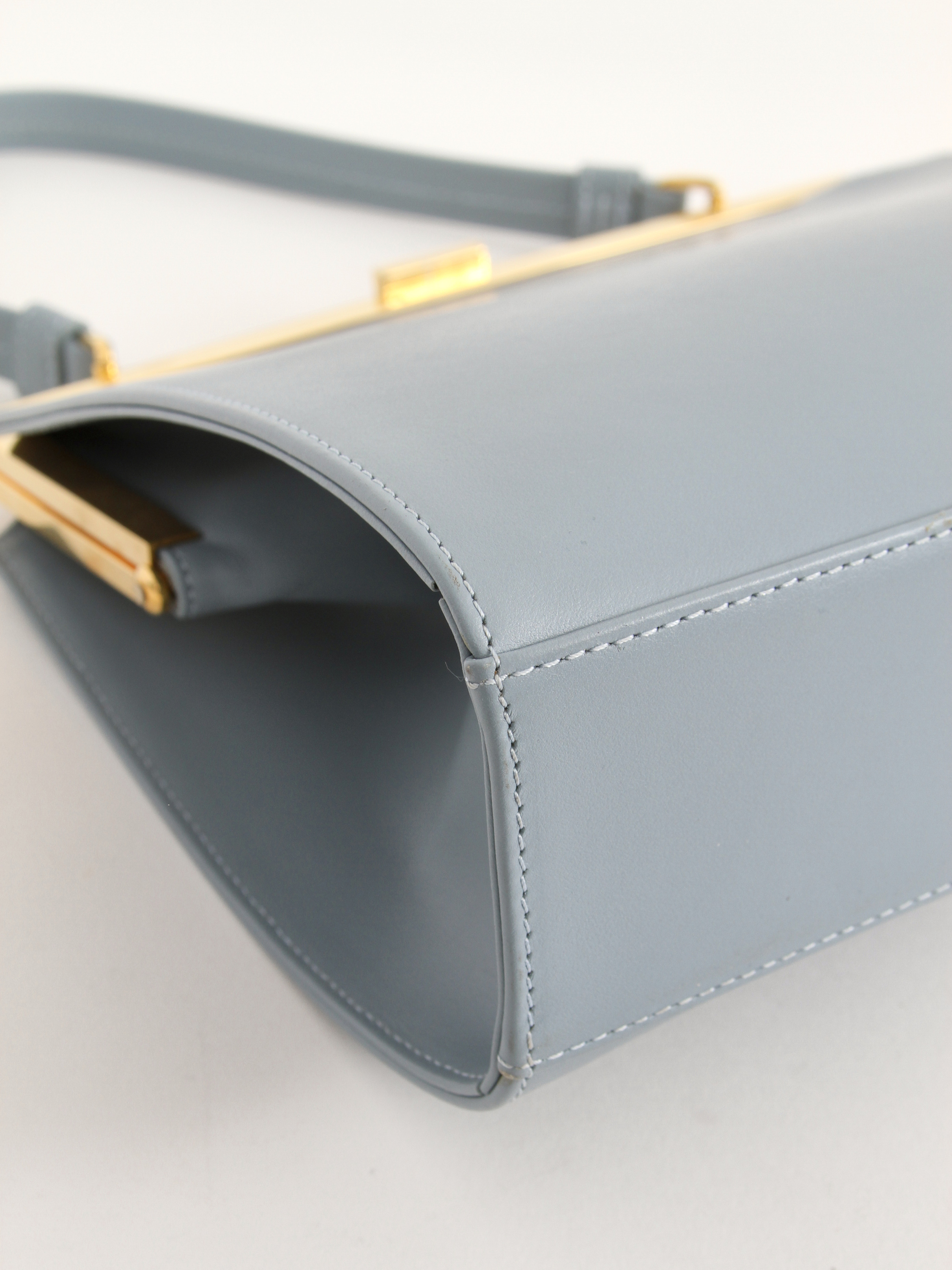 Mansur Gavriel Elegant 3