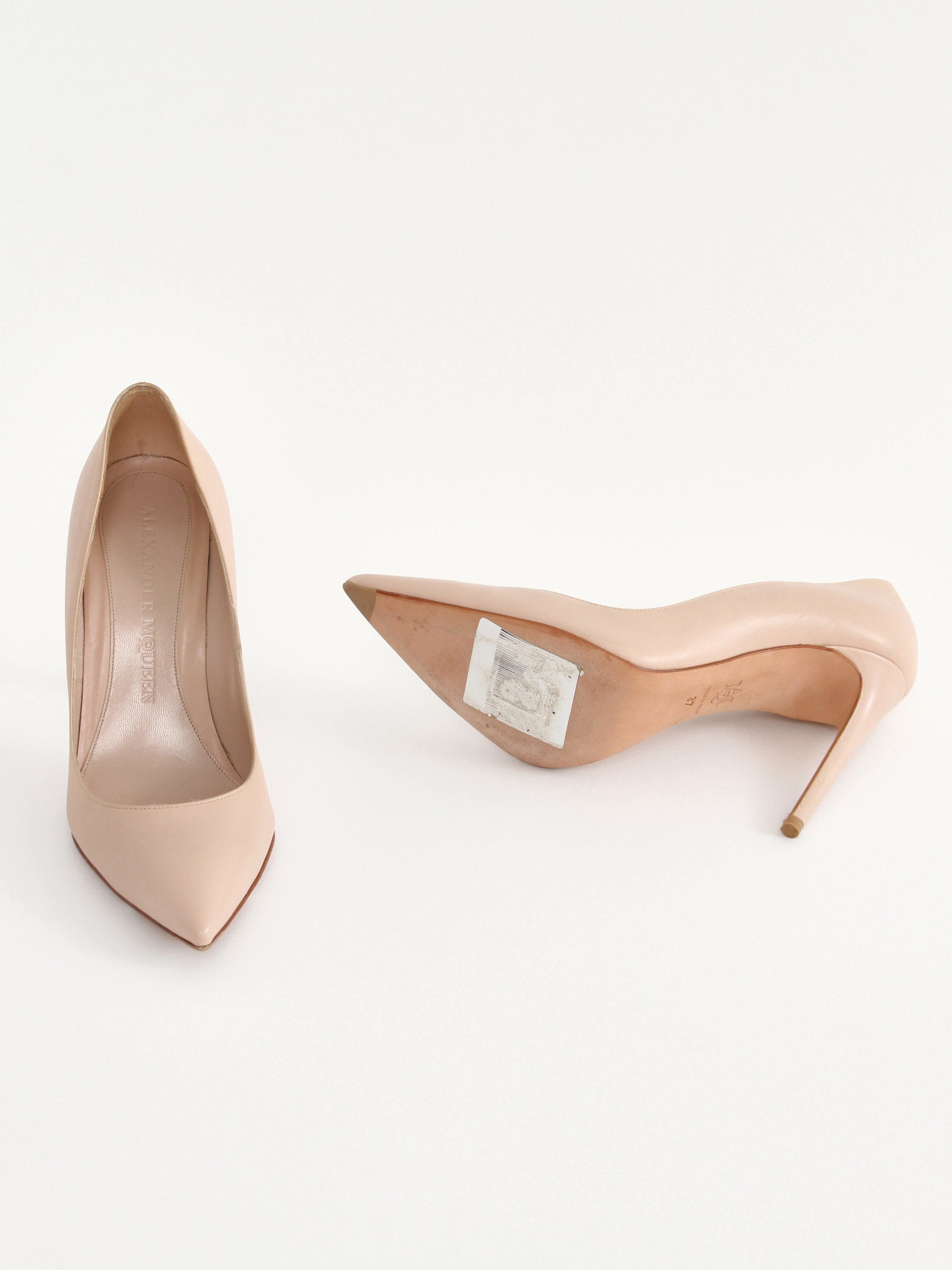 Alexander Mcqueen 37 6