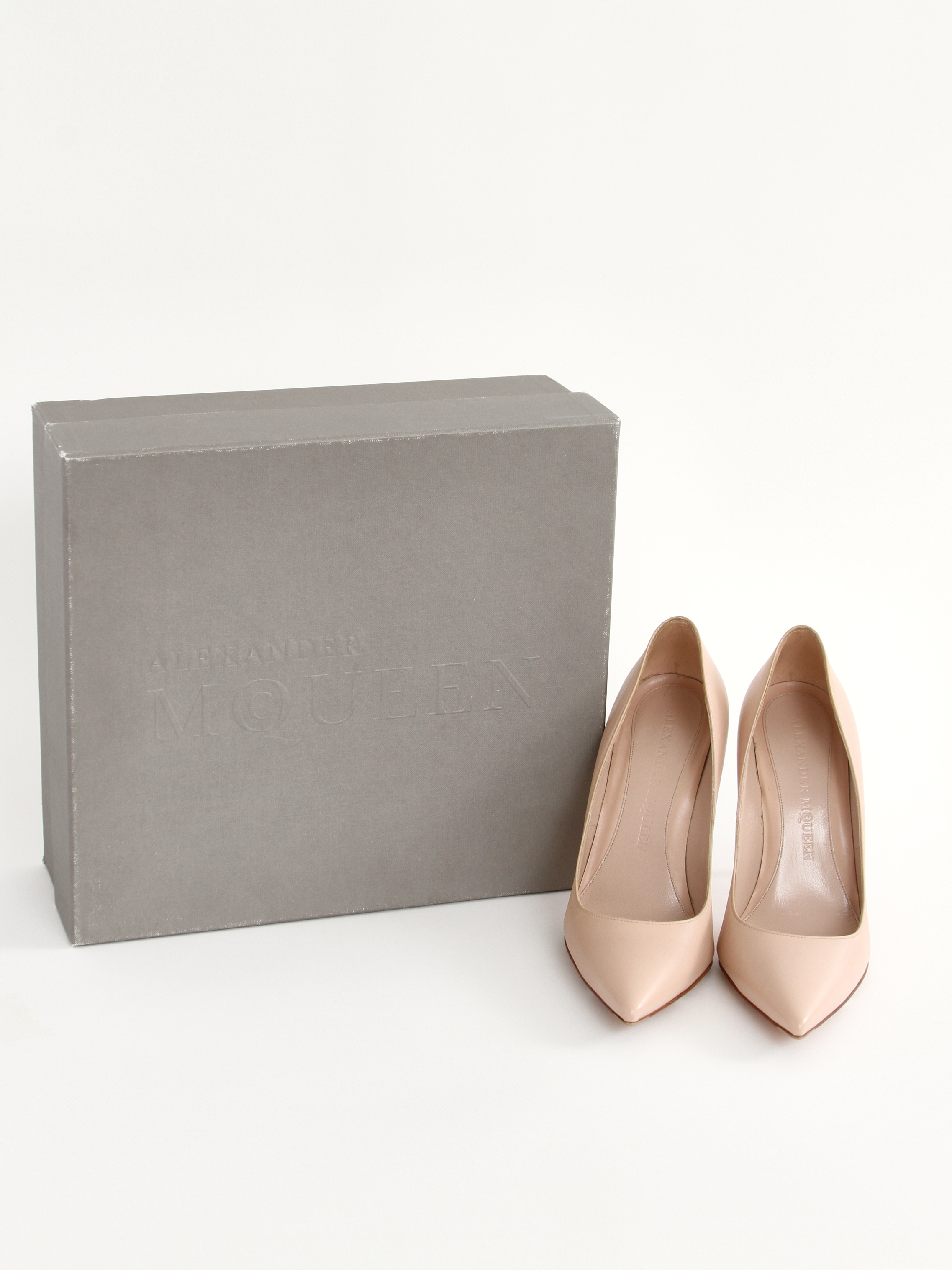 Alexander Mcqueen 37 8