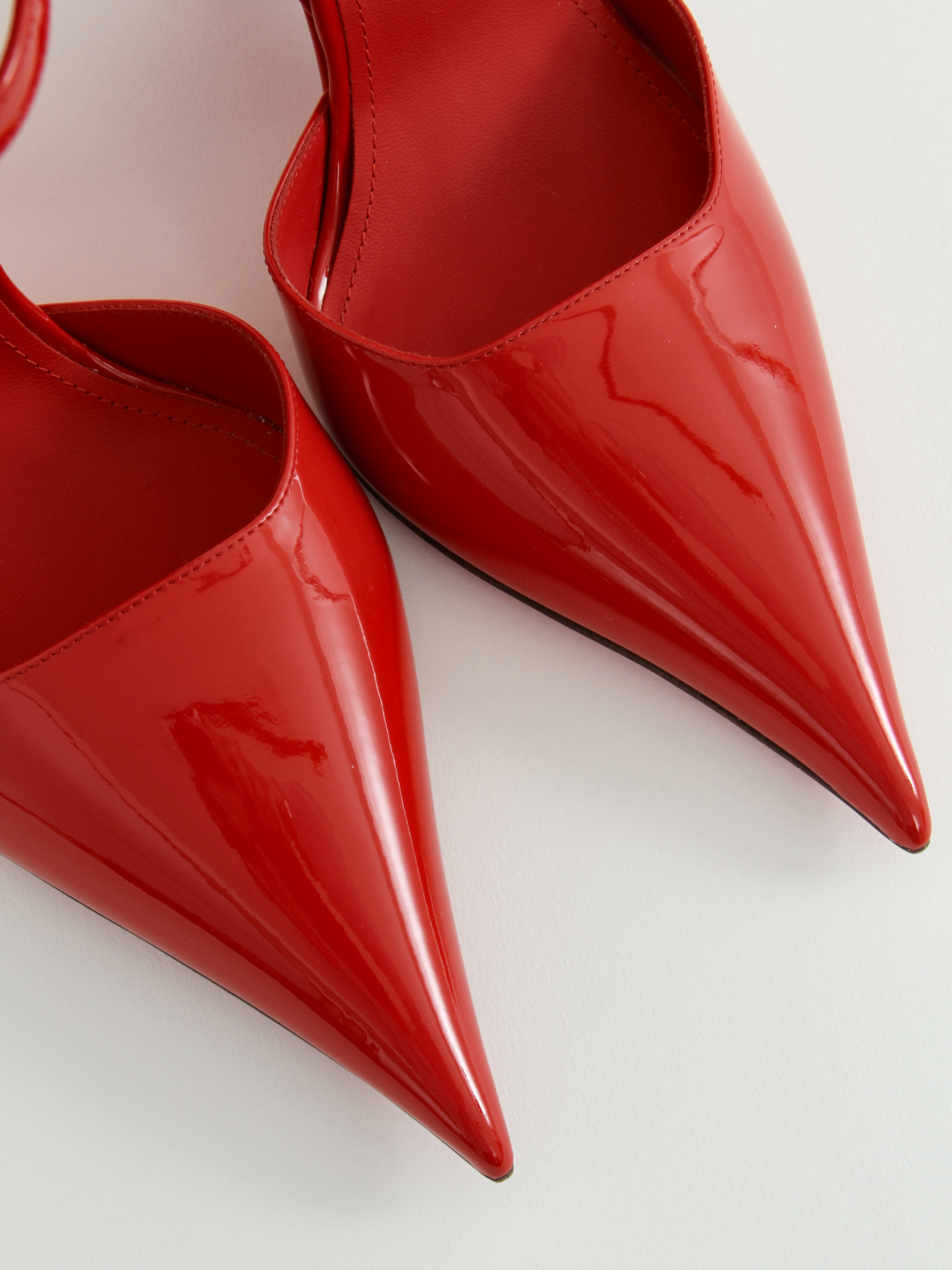 Salvatore Ferragamo 39 3