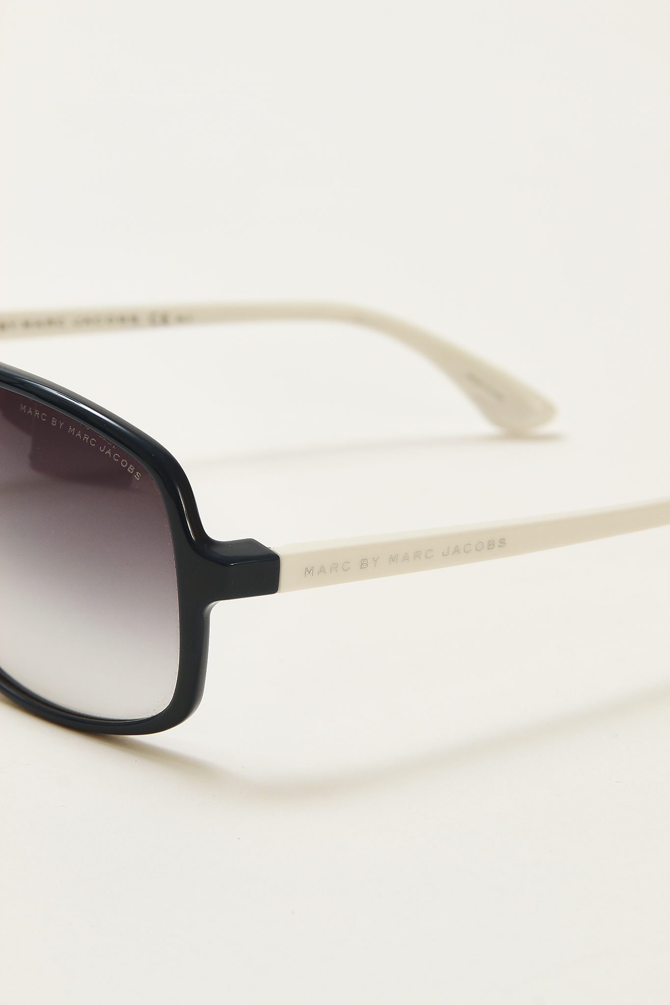 Marc Jacobs Sunglasses 4