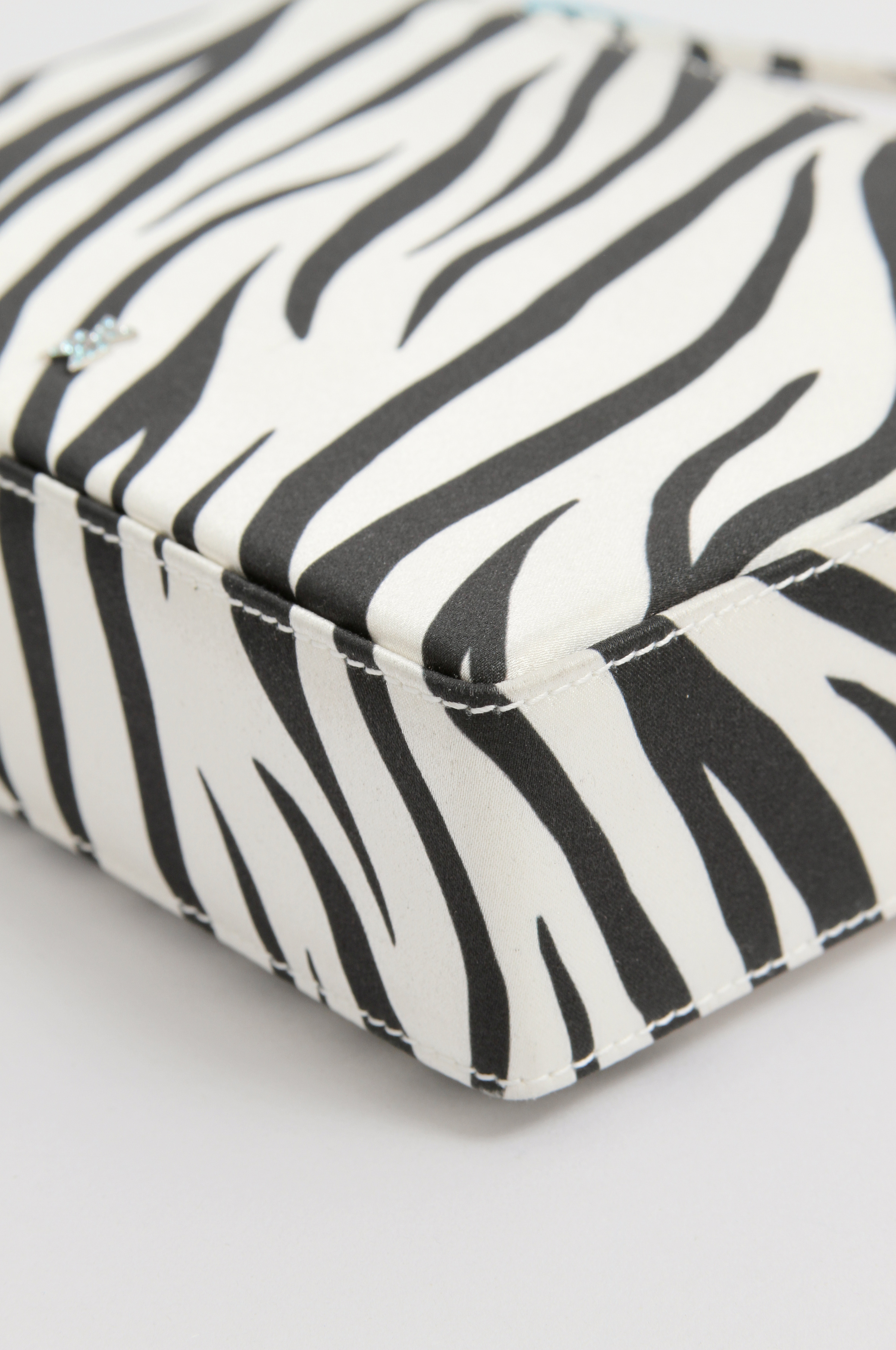 Amina Muaddi Superamini Gilda 4