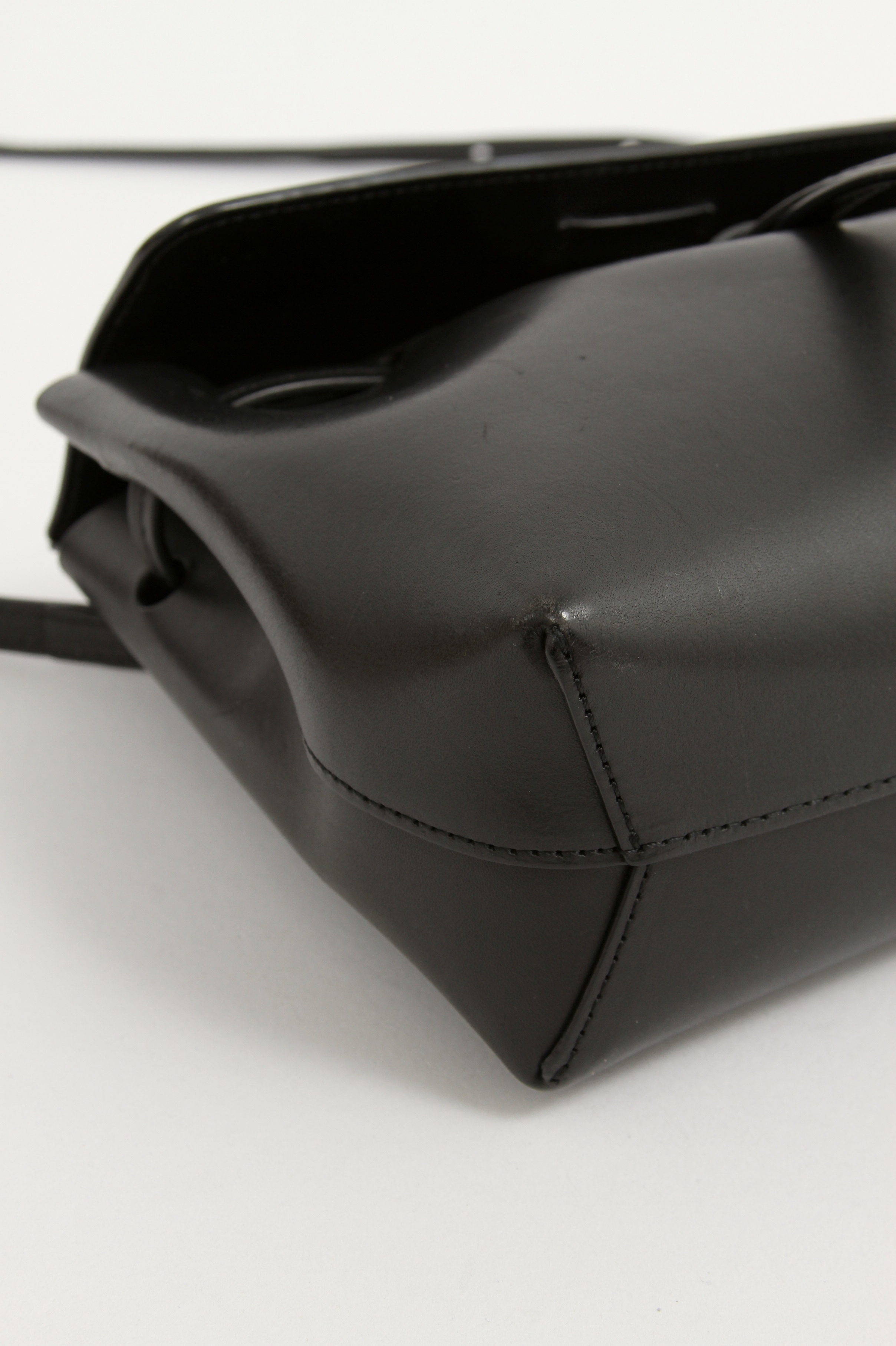Mansur Gavriel Leather Bag  4