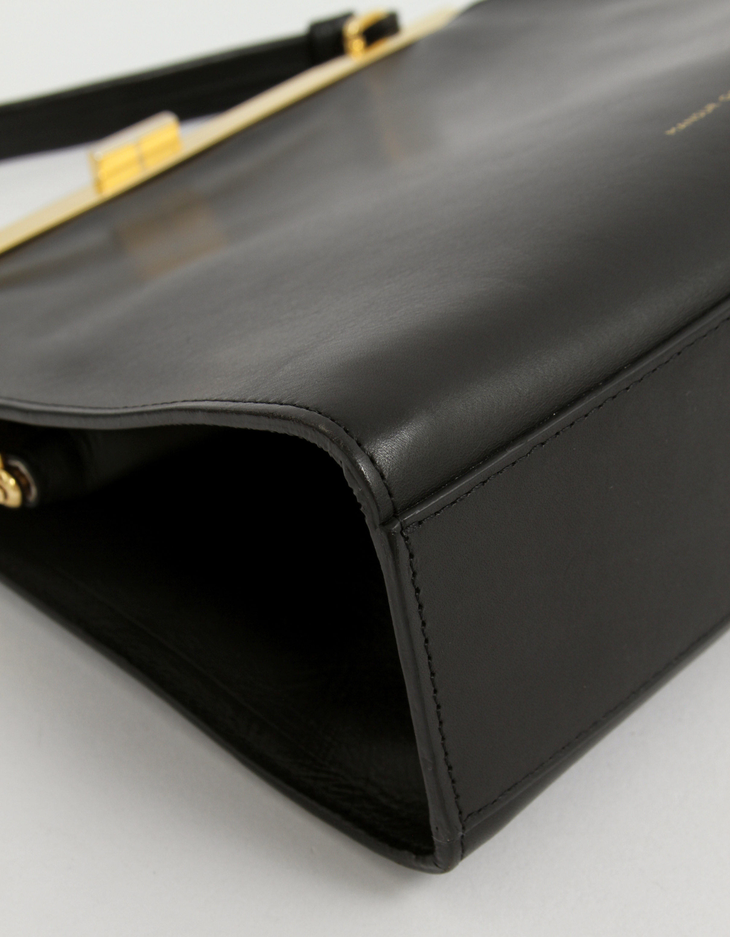 Mansur Gavriel Elegant 4