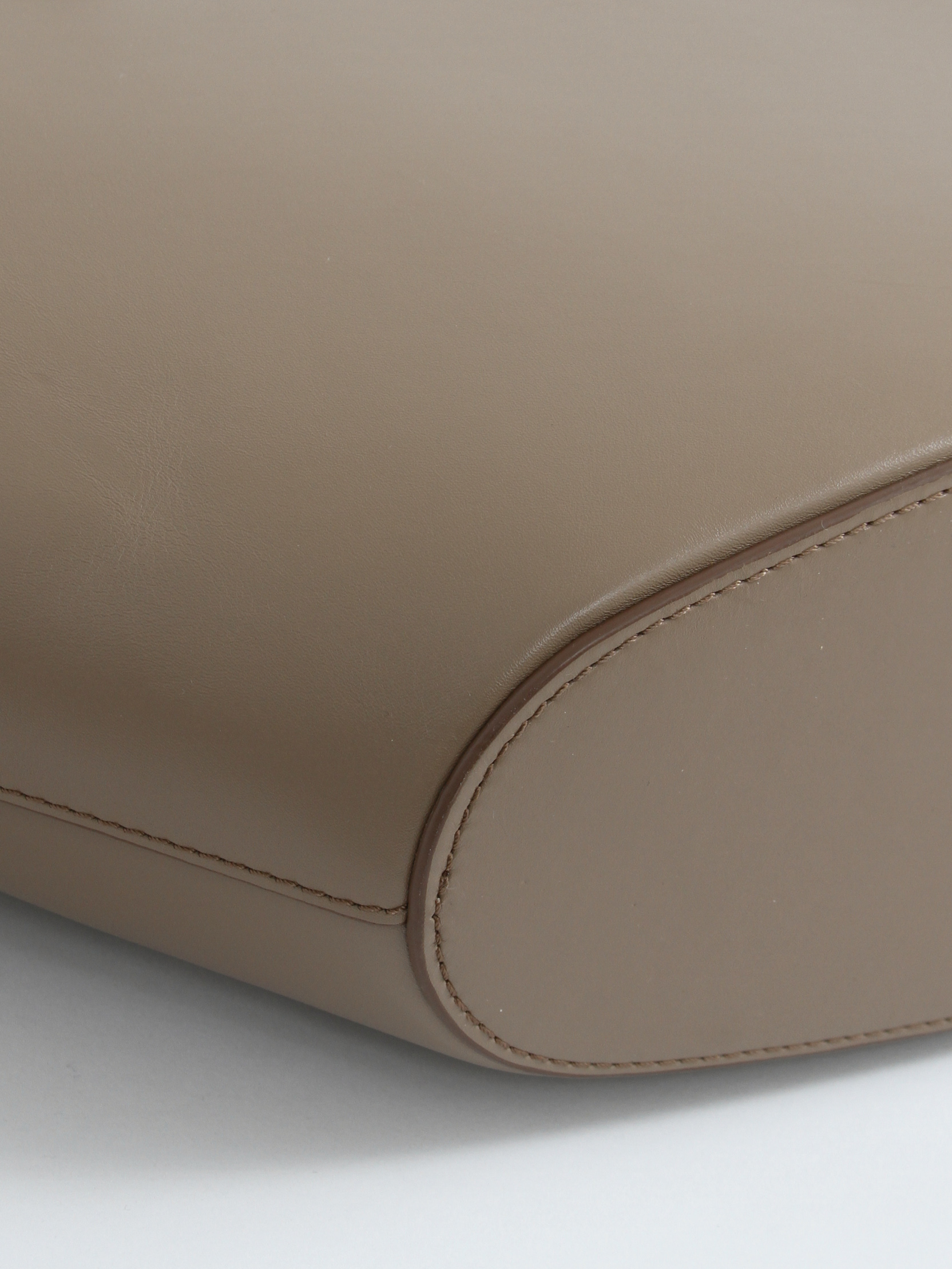 Brunello Cucinelli Leather Bag 4