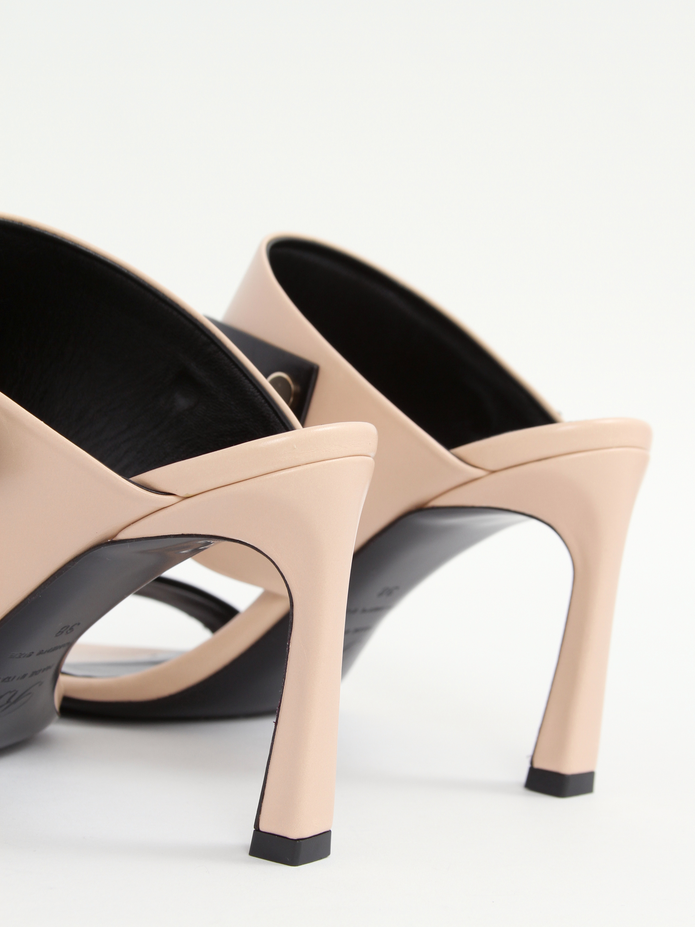 Roger Vivier 38 5