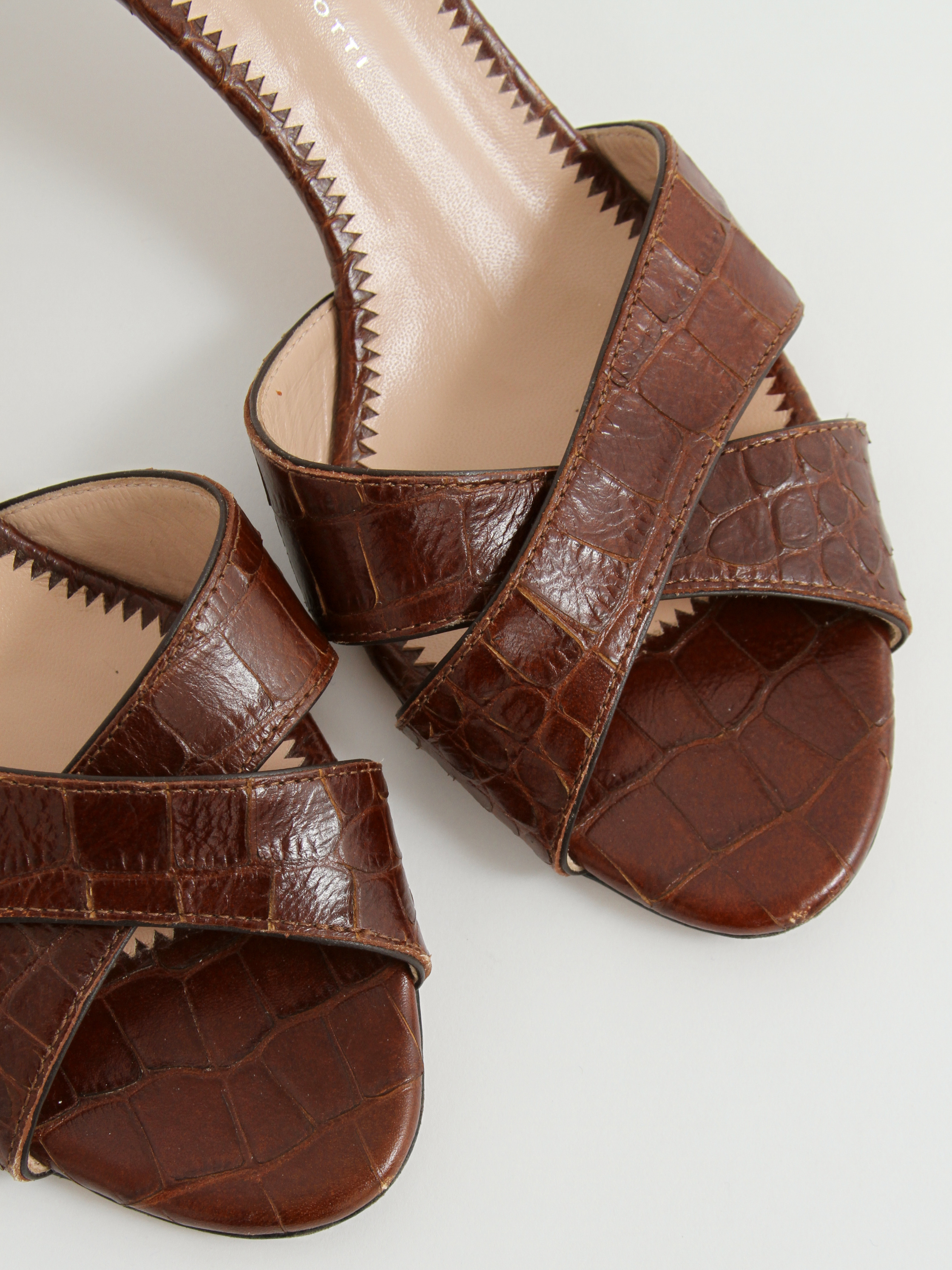 Giuseppe Zanotti 39 3