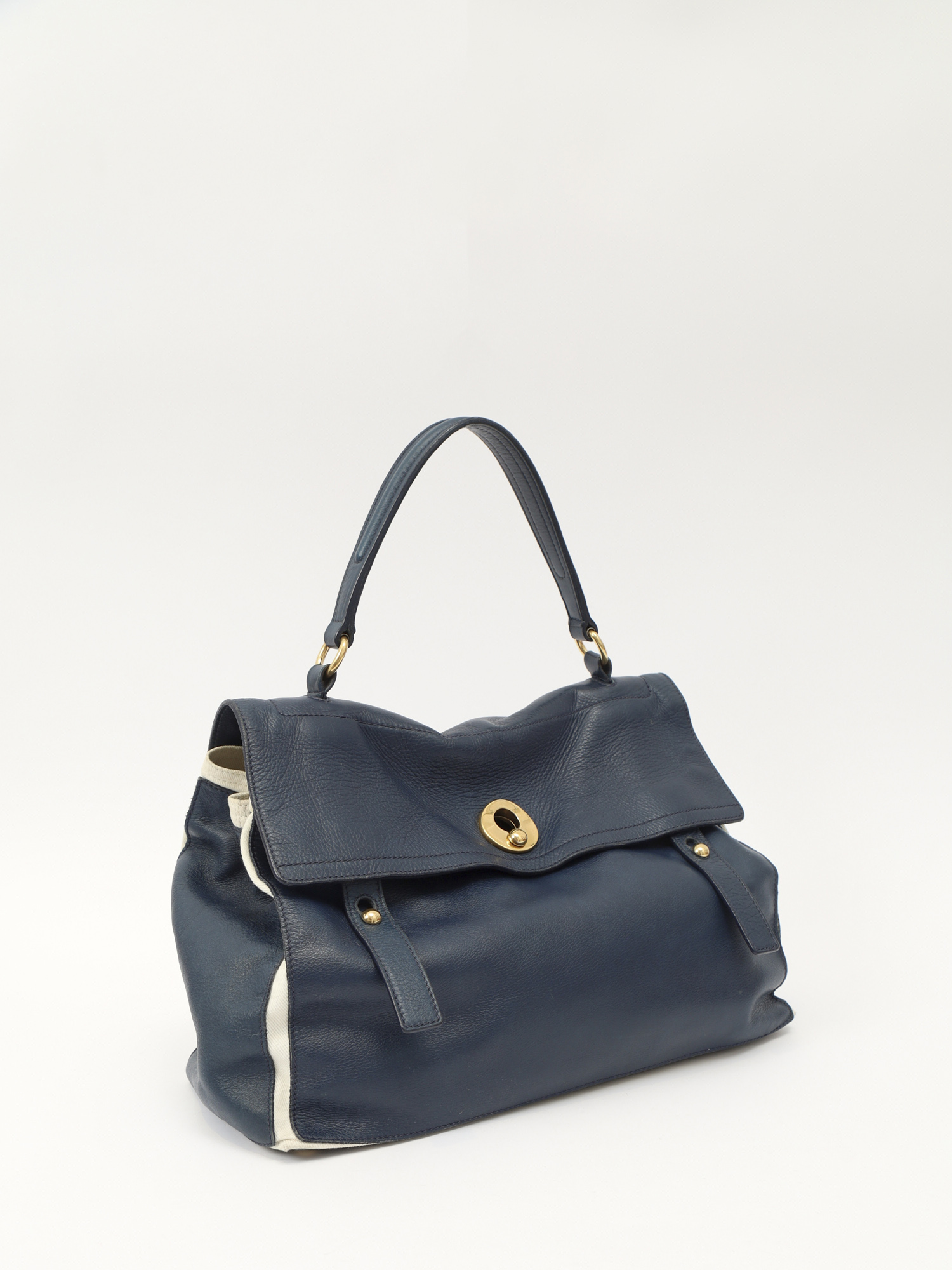 Saint Laurent Muse 2