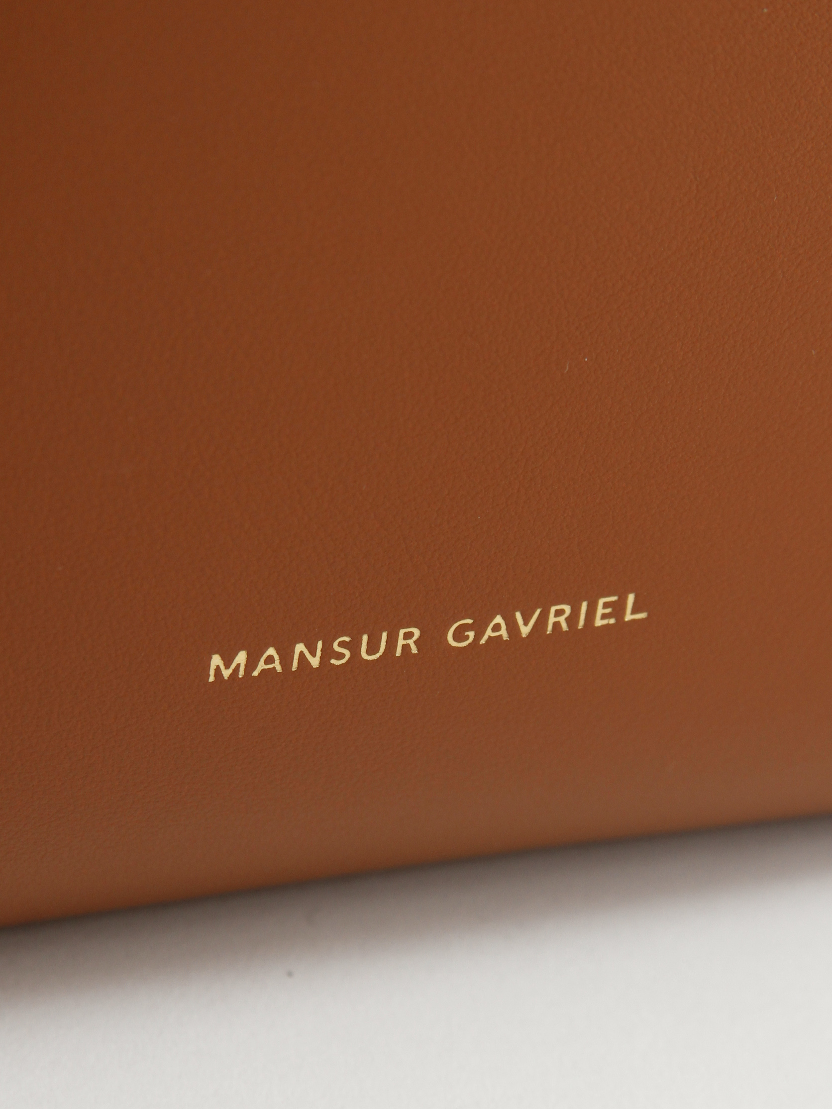 Mansur Gavriel Movimento 3