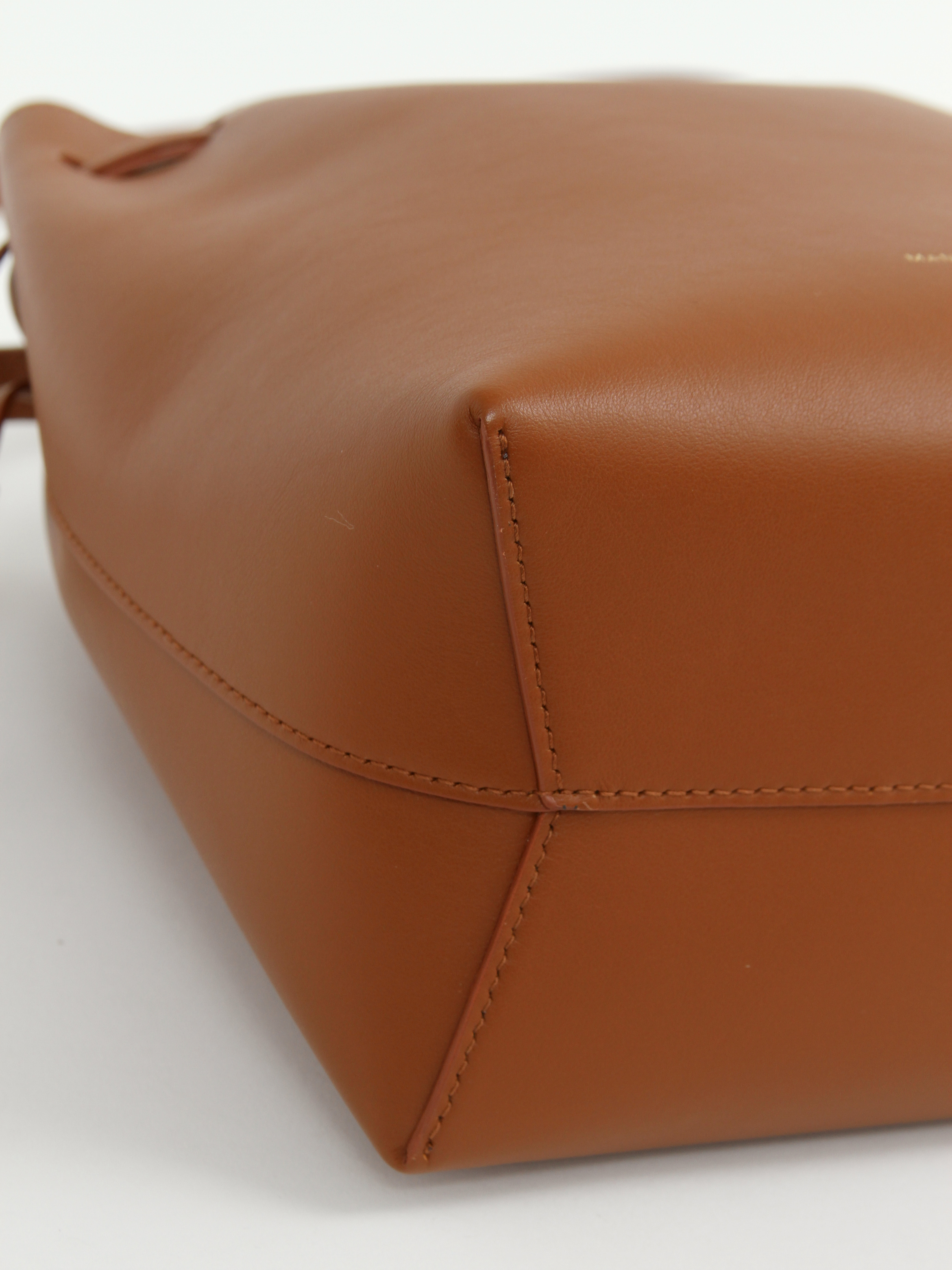 Mansur Gavriel Movimento 4