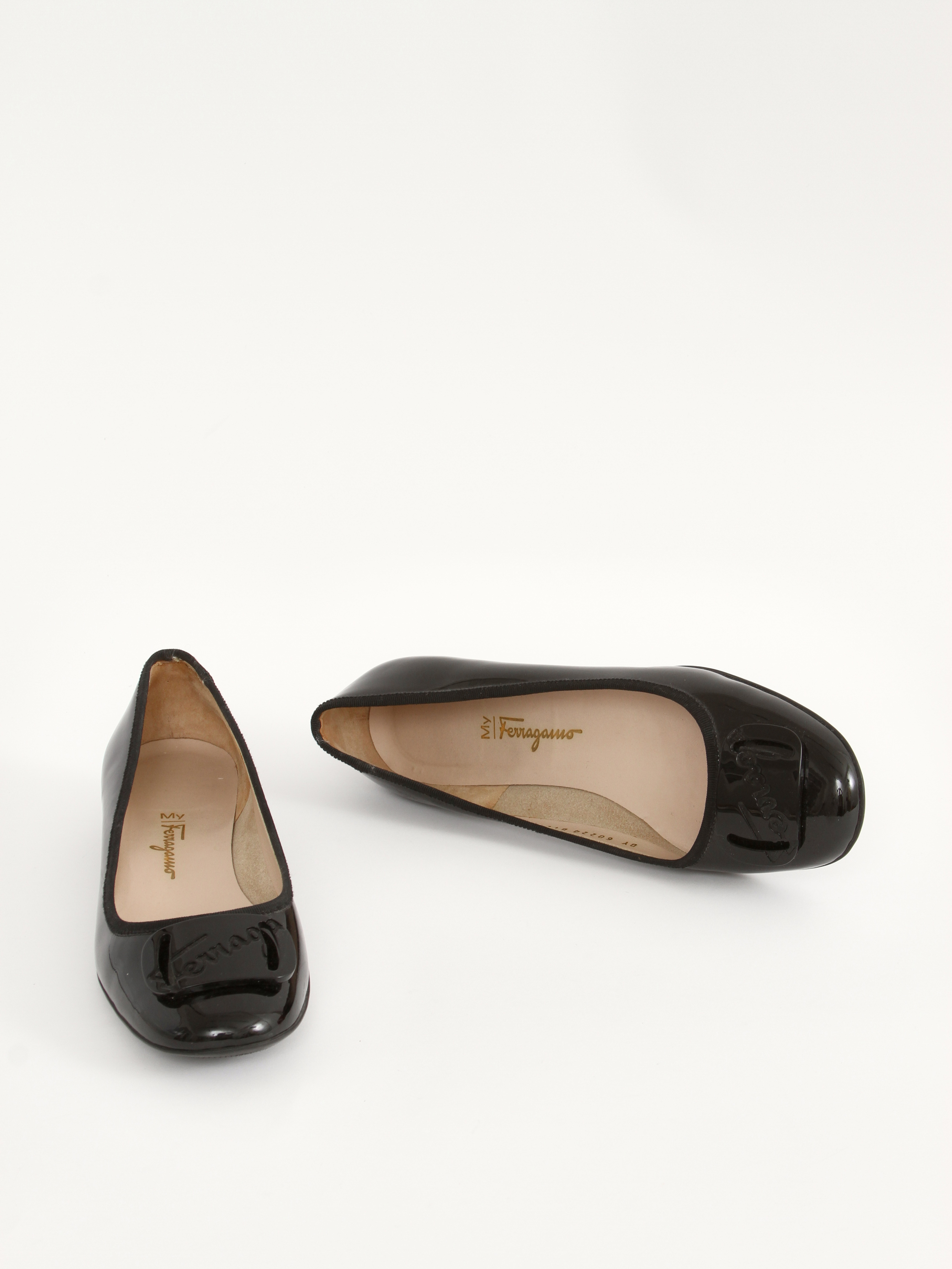 Salvatore Ferragamo Shoes 39.5 5