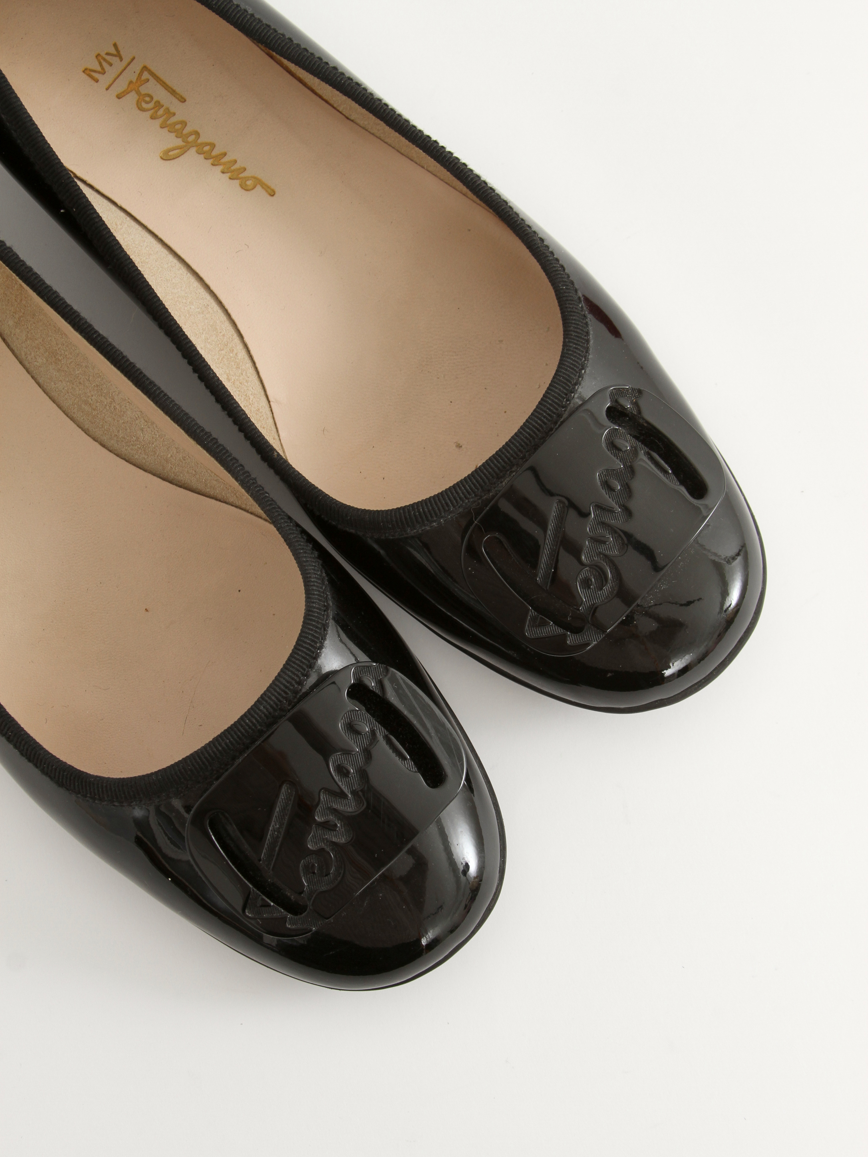 Salvatore Ferragamo Shoes 39.5 6