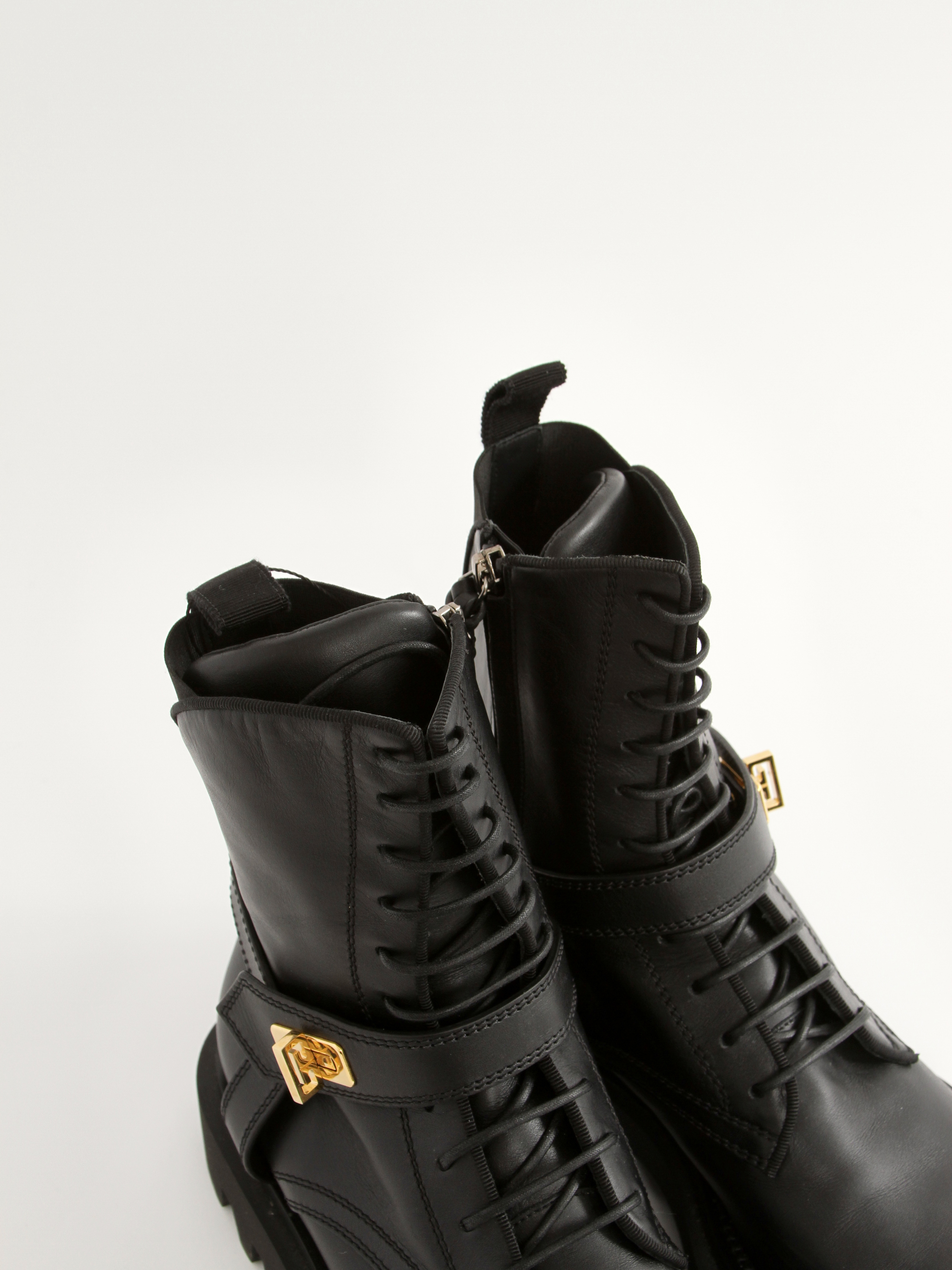 Givenchy Shoes 40 7