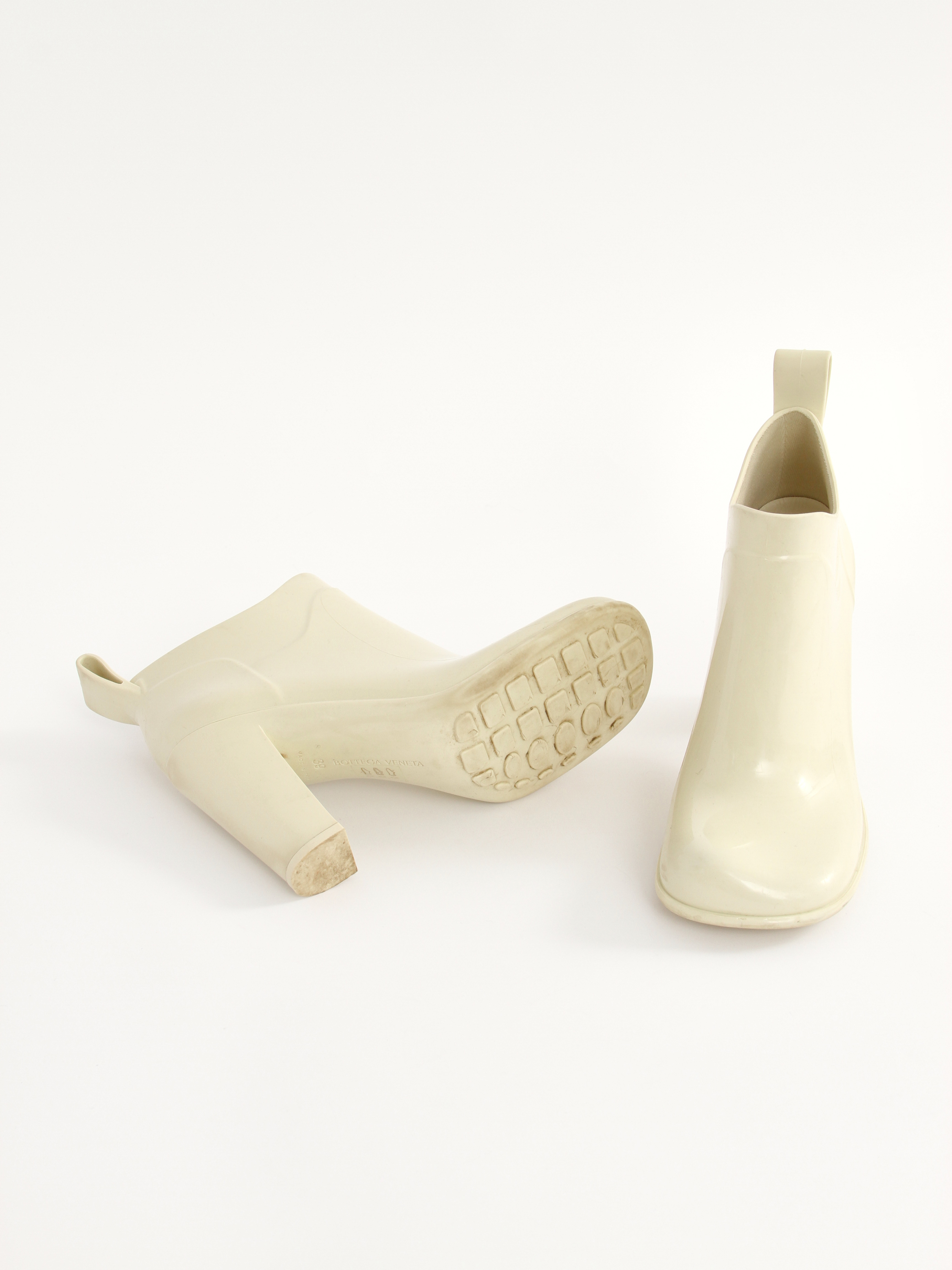 Bottega Veneta Shoes 39 5