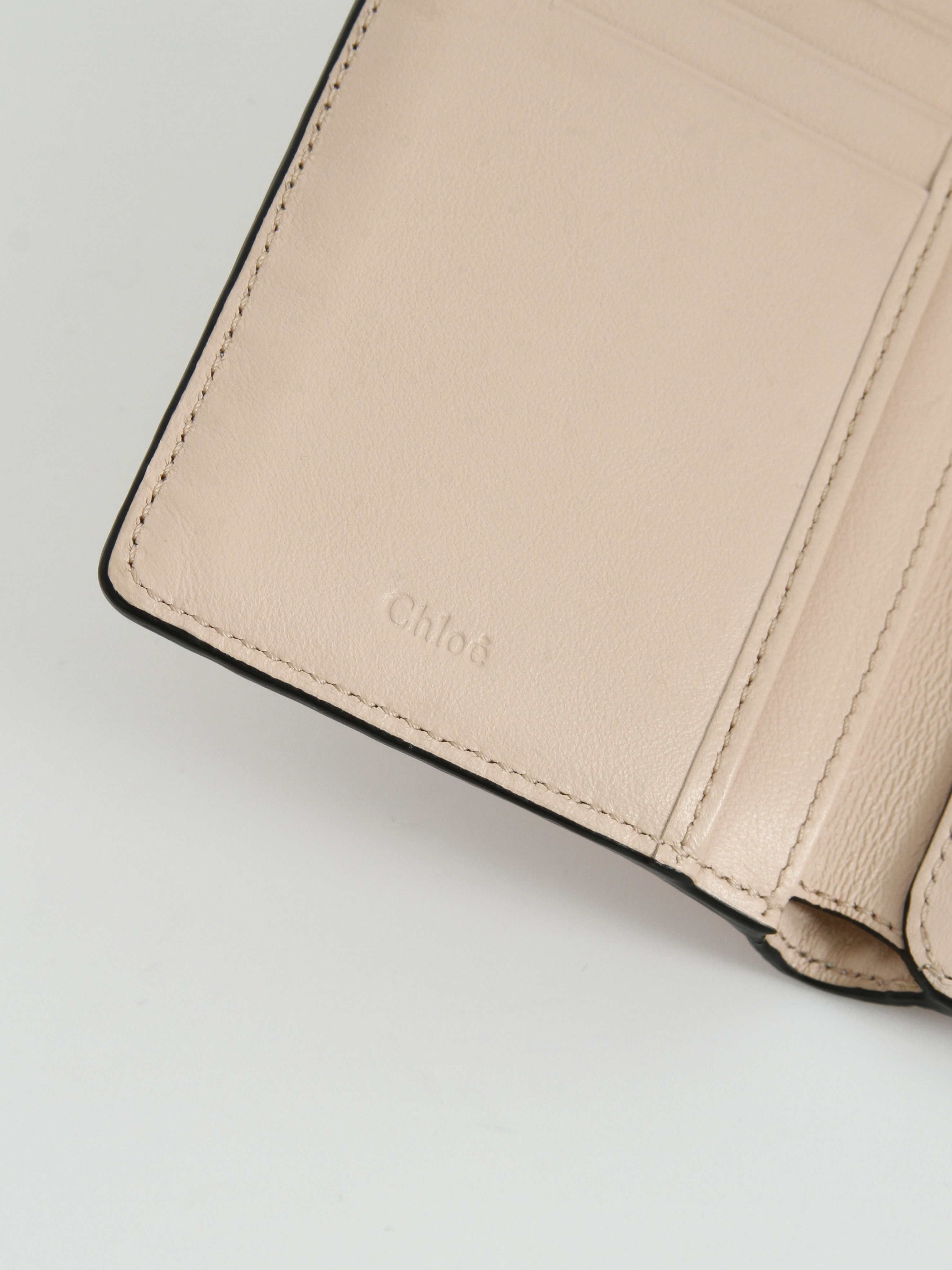 Chloe Wallet 7