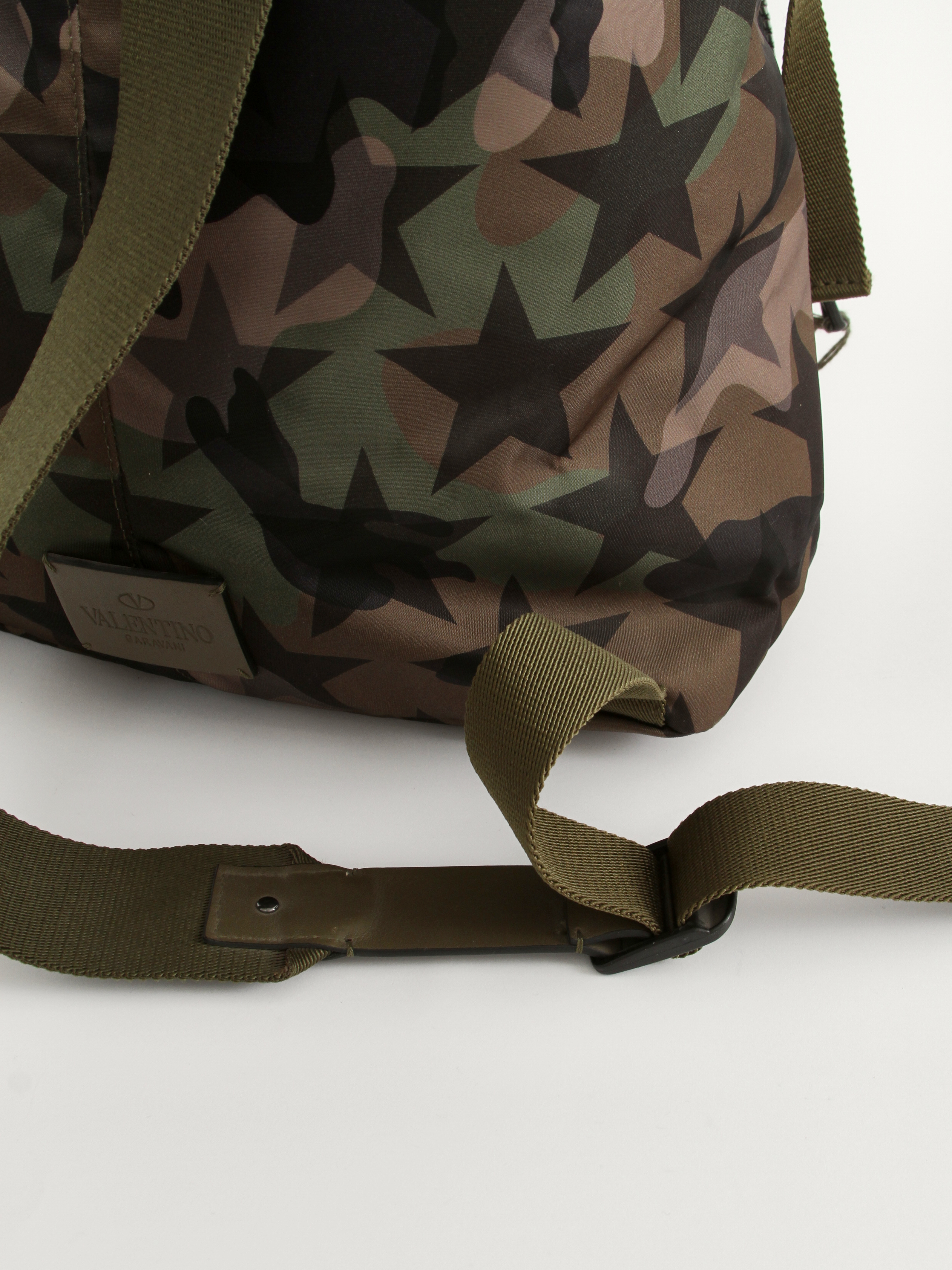 Valentino Camustars 8