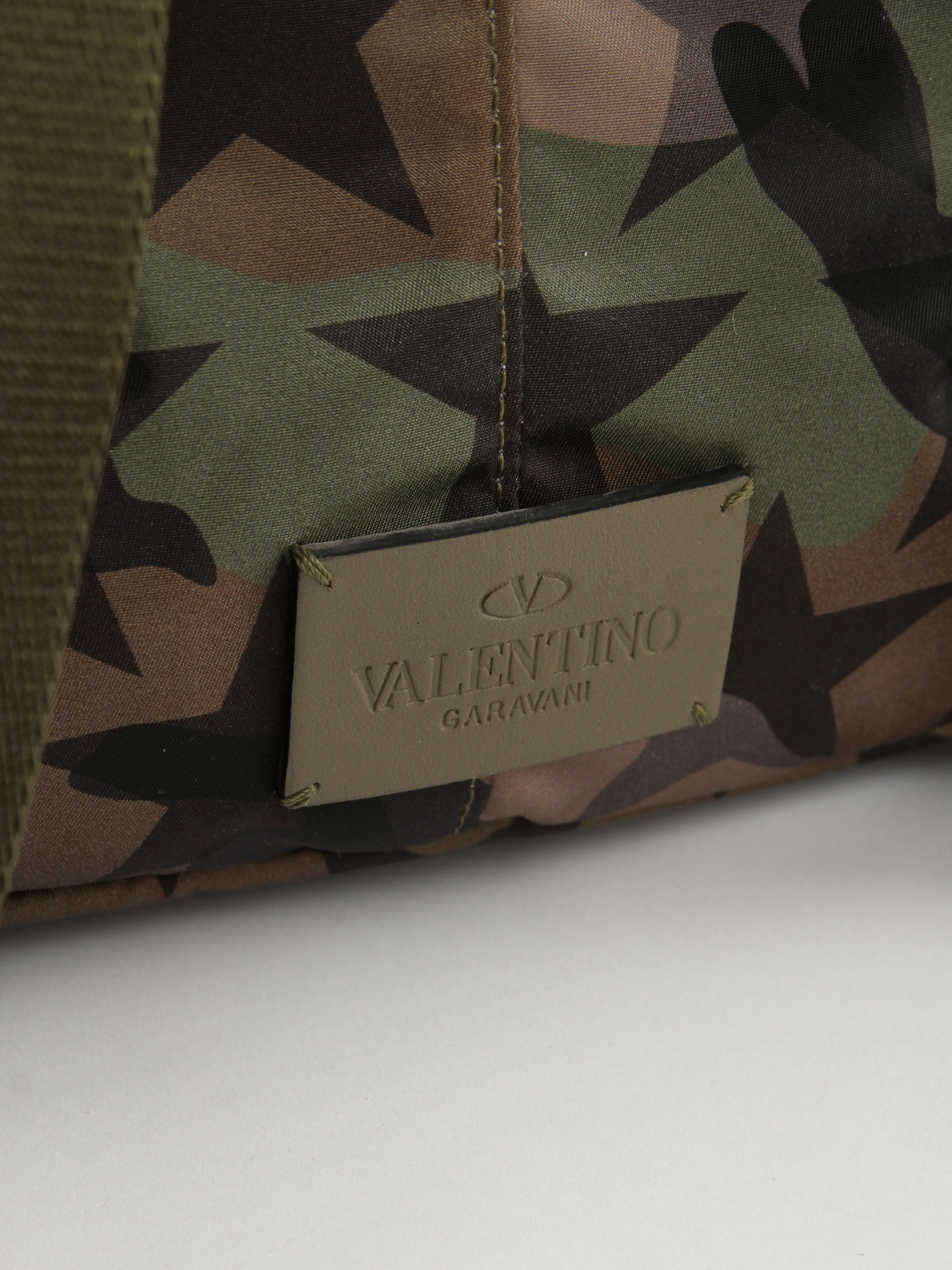 Valentino Camustars 10