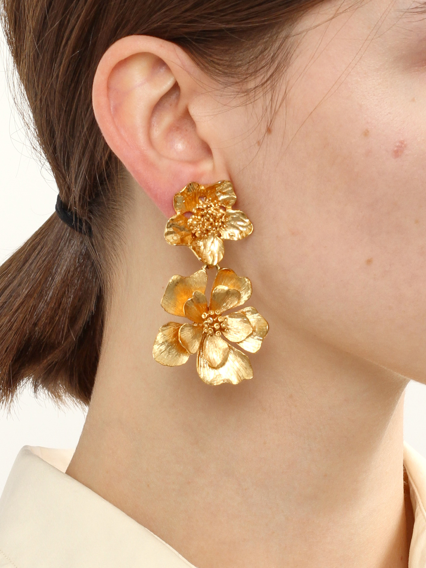 Oscar de la Renta Earrings 2