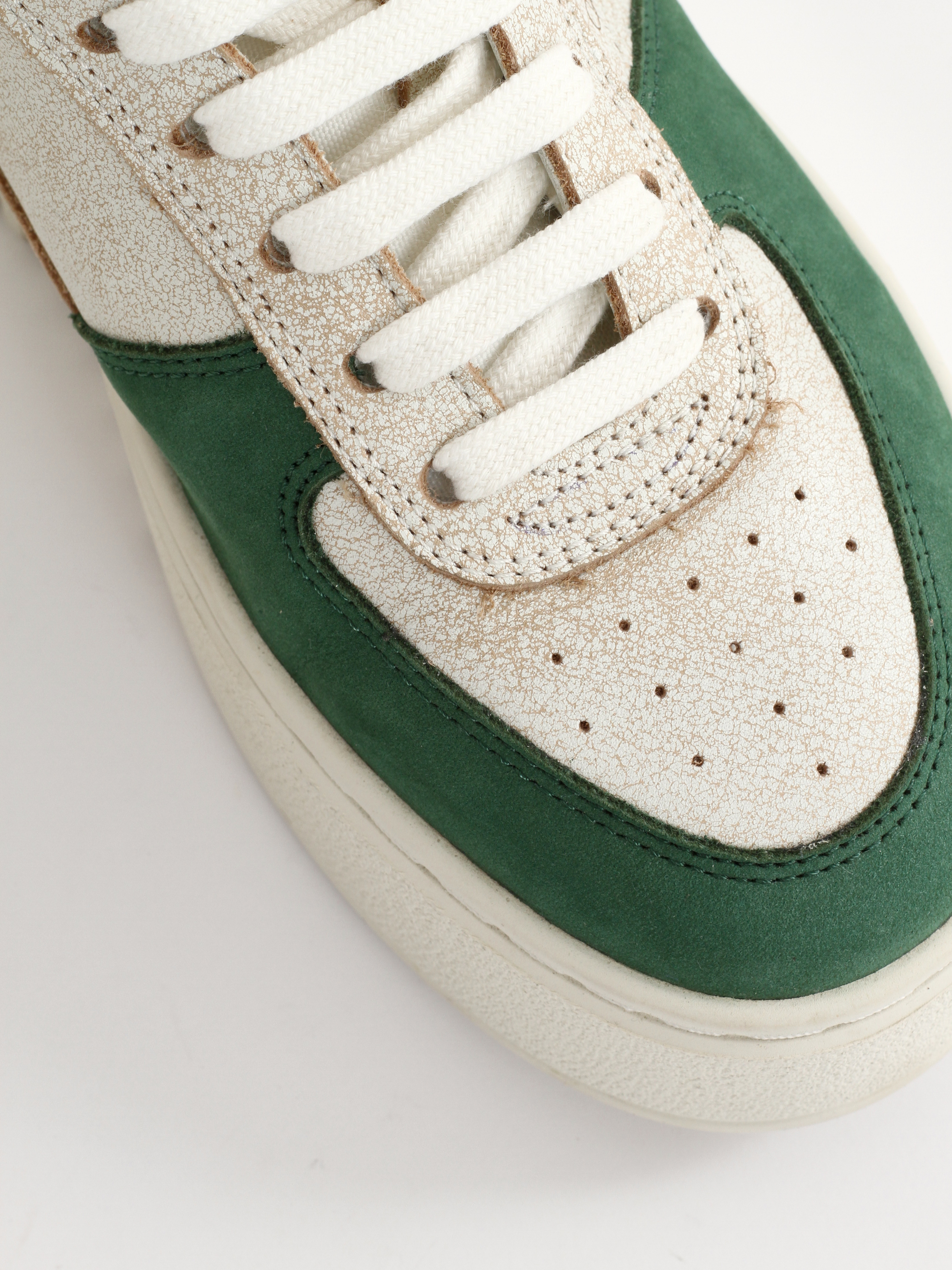 Axel Arigato Shoes 36 13