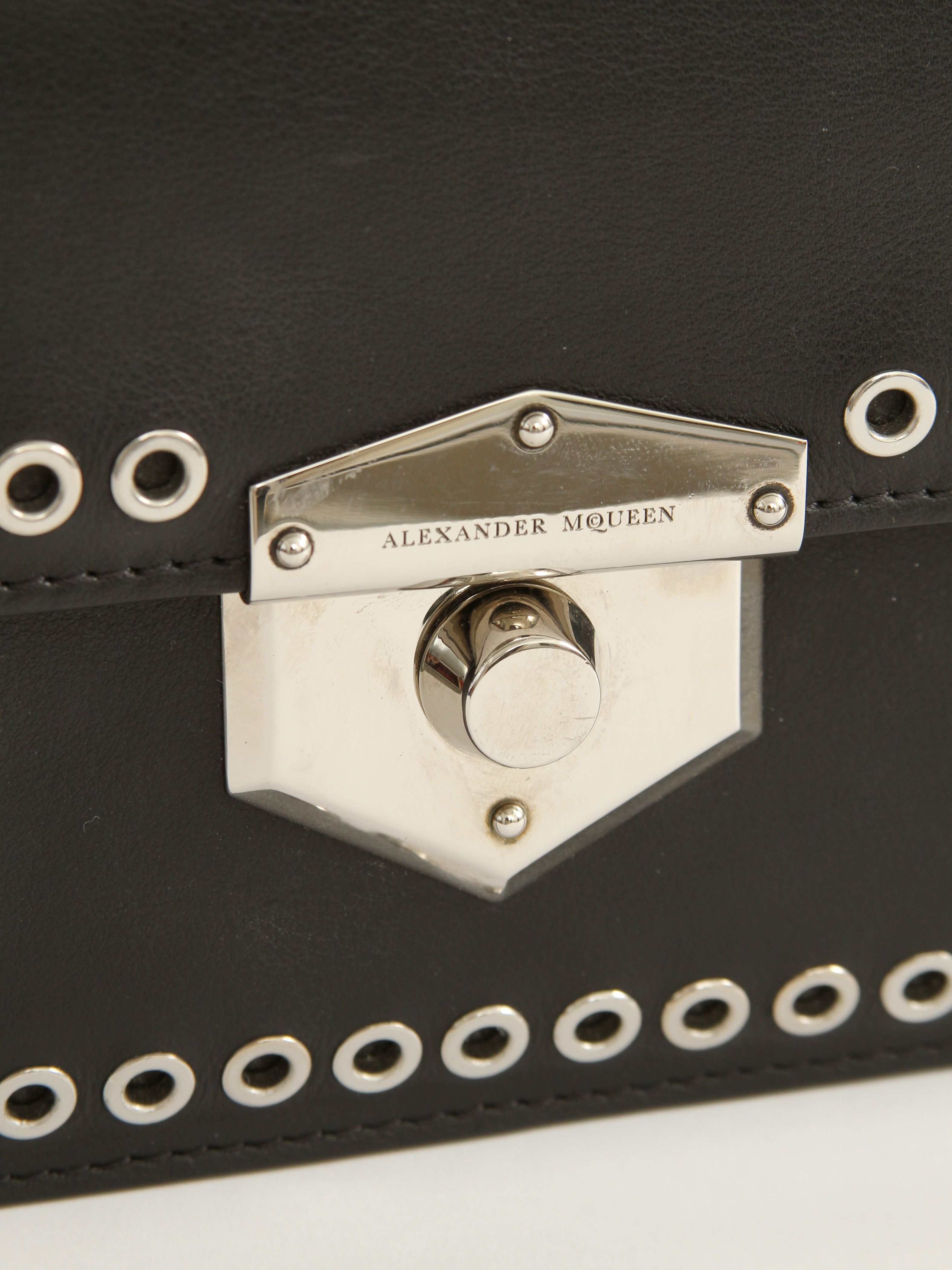 Alexander McQueen Wicca  4