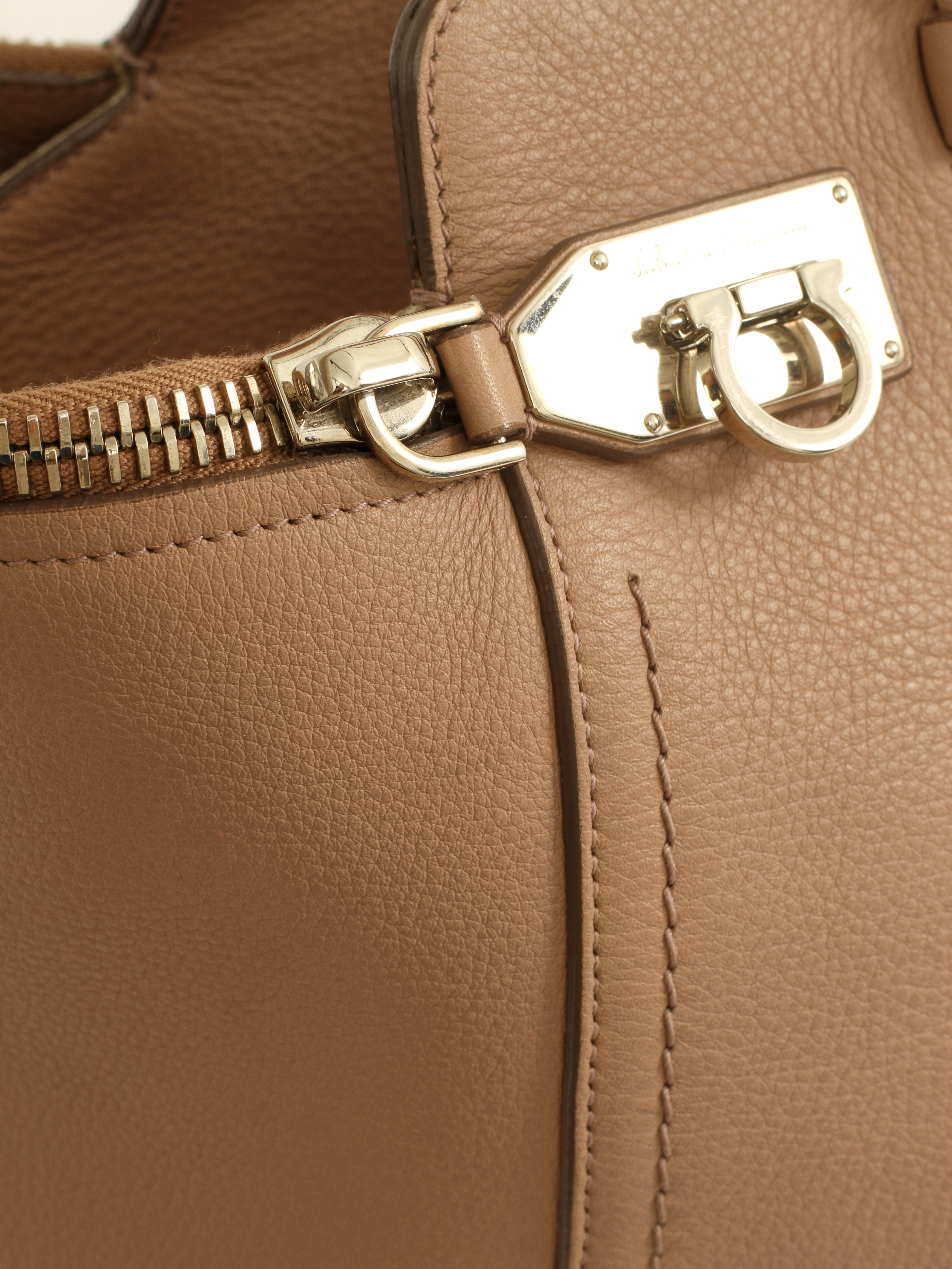Ferragamo Leather Bag 12