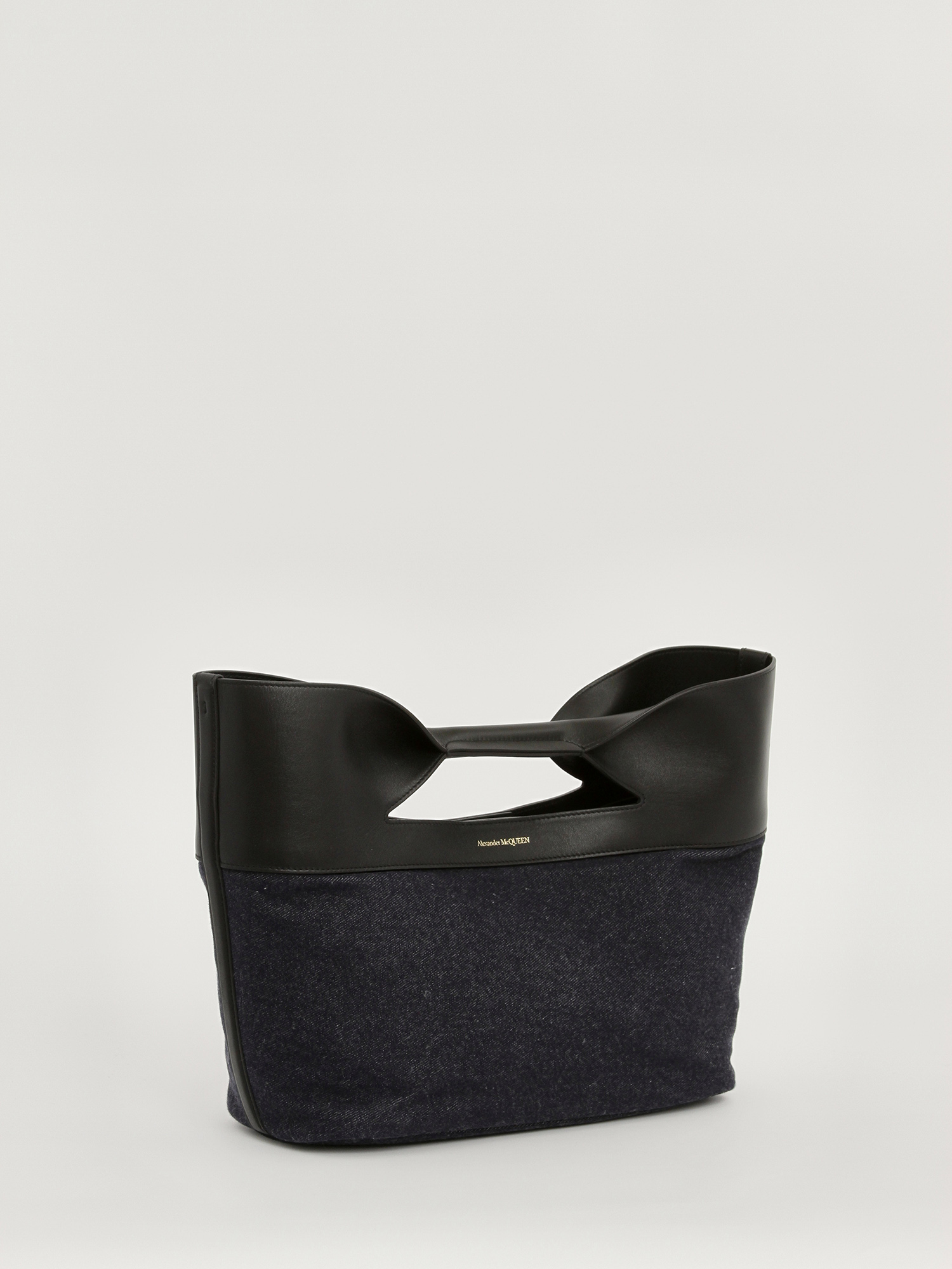 Alexander McQueen The Bow  3