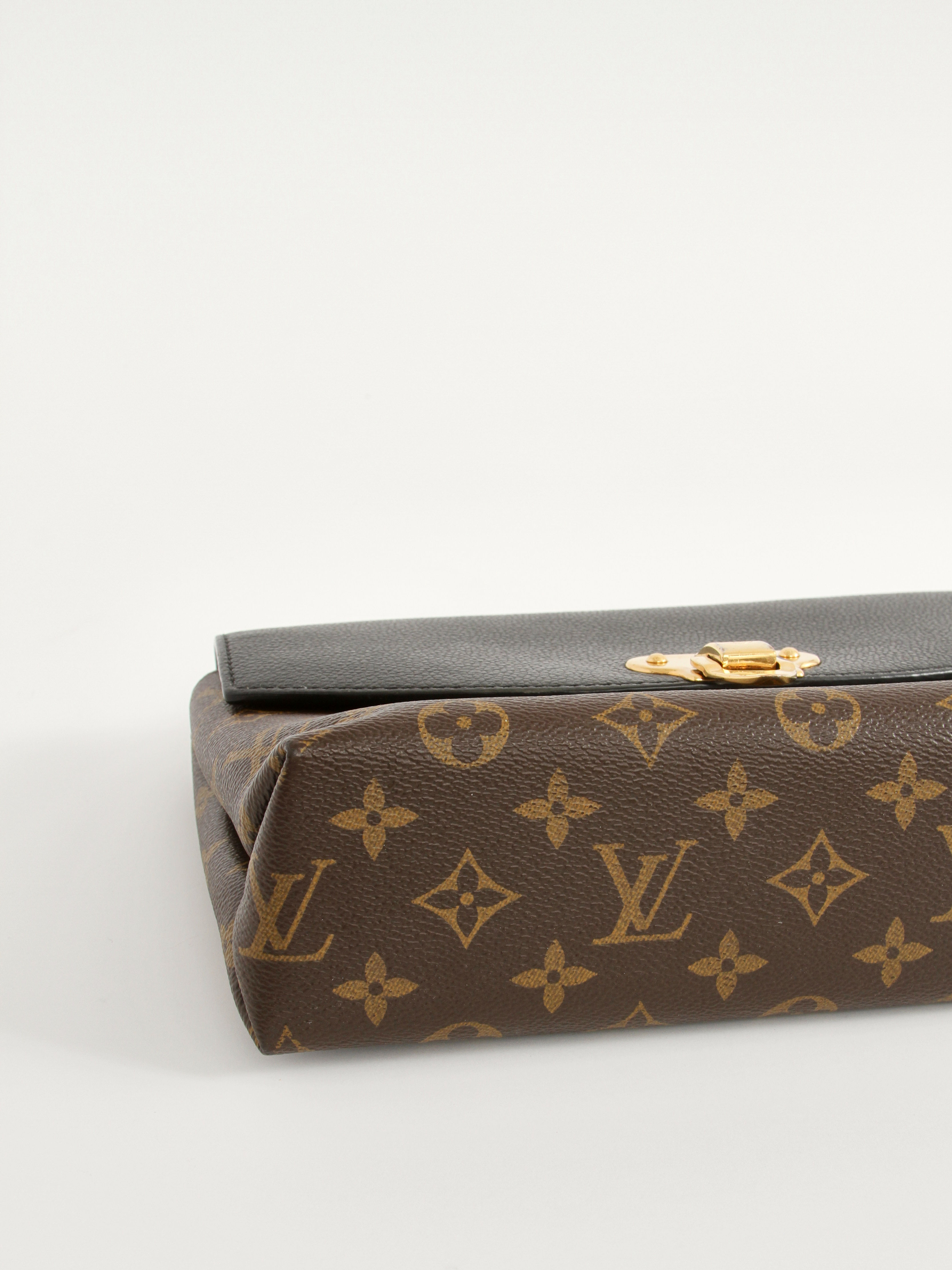 Louis Vuitton Saint Placide 7