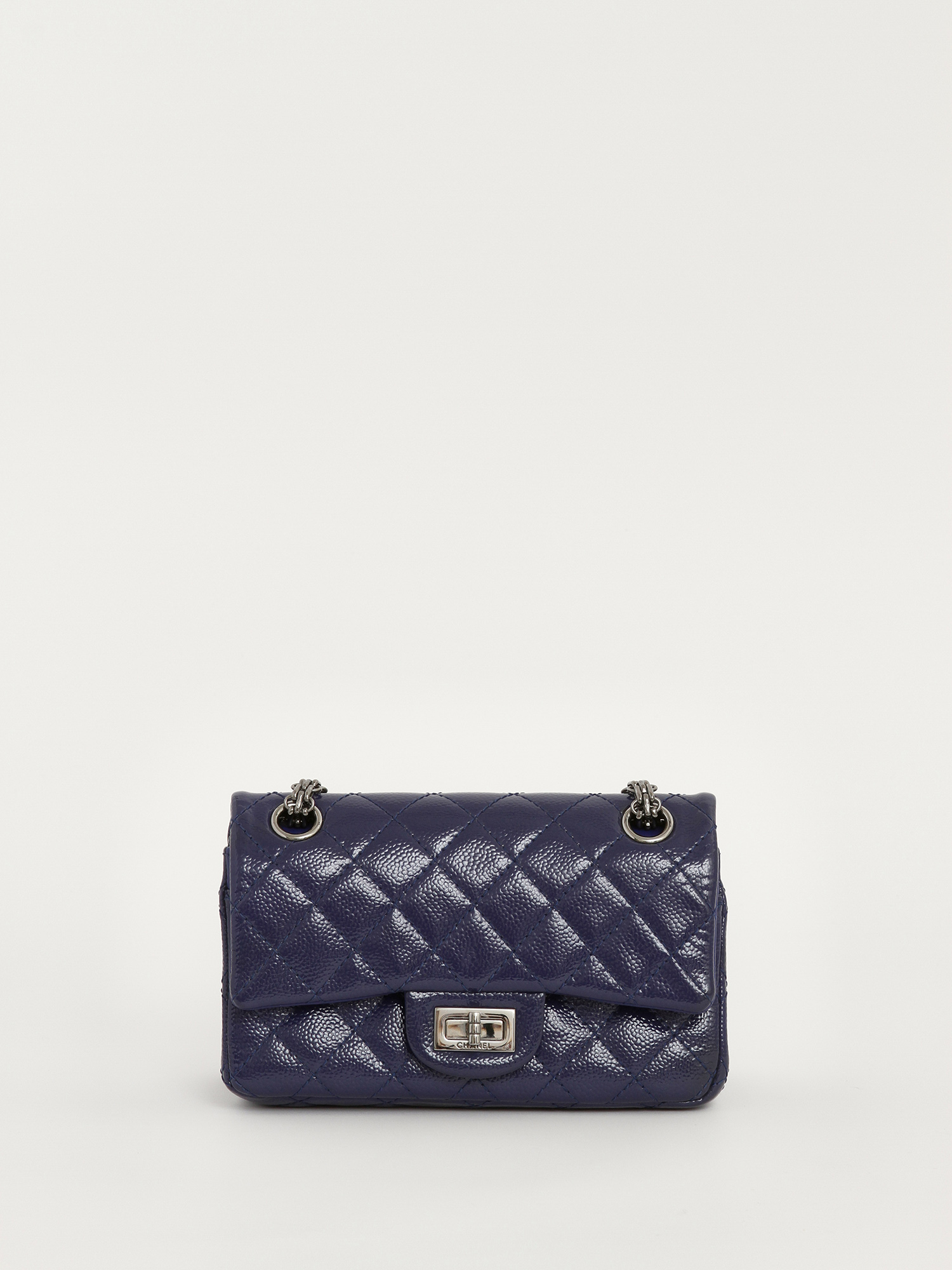 Chanel 2.55  0