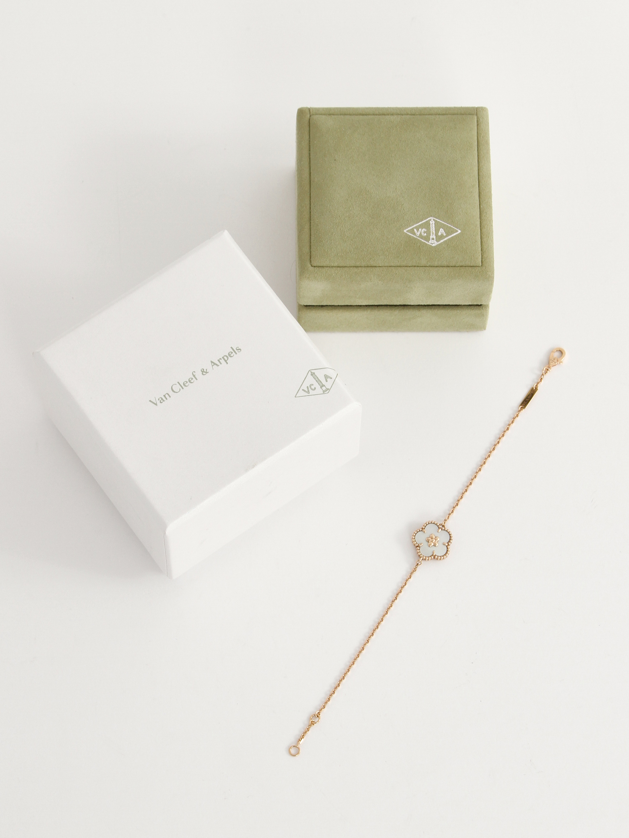 Van Cleef & Arpels Lucky Spring 4