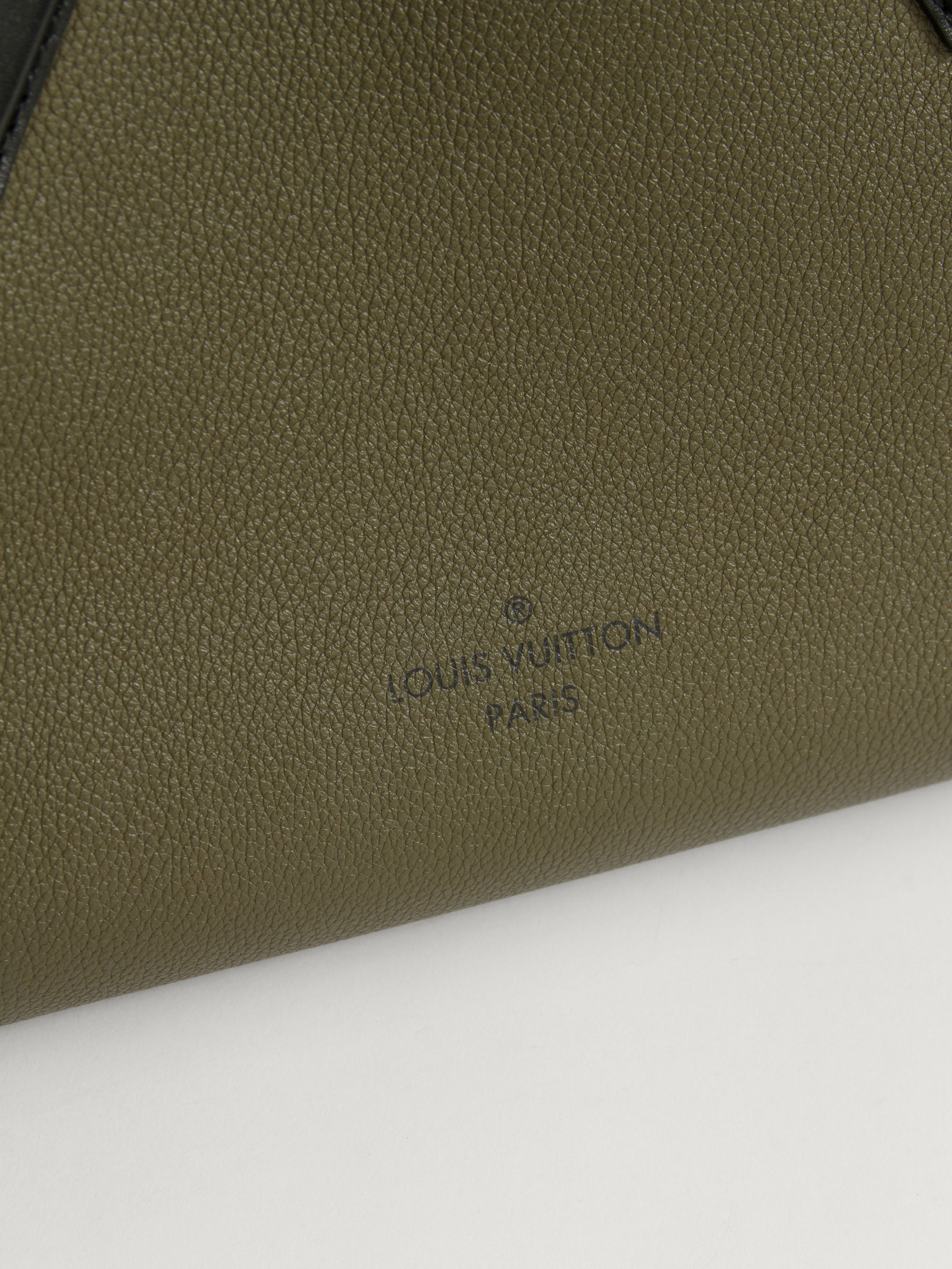 Louis Vuitton OnMySide 11