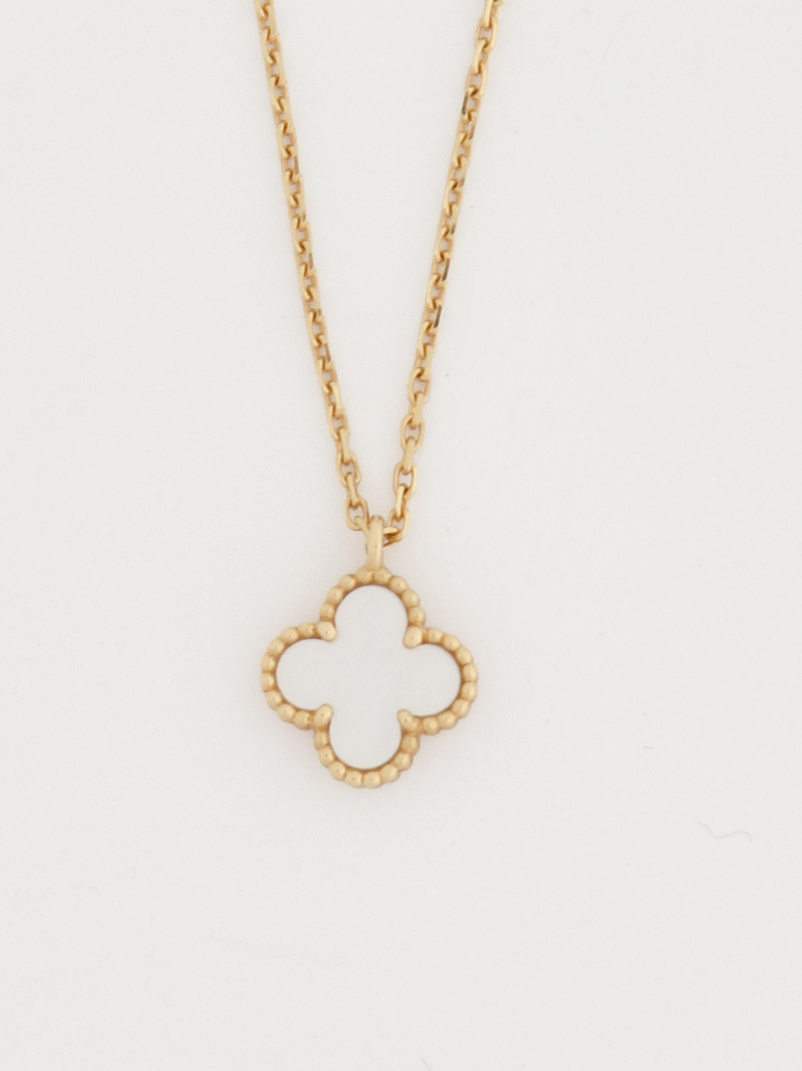 Van Cleef & Arpels Alhambra 3