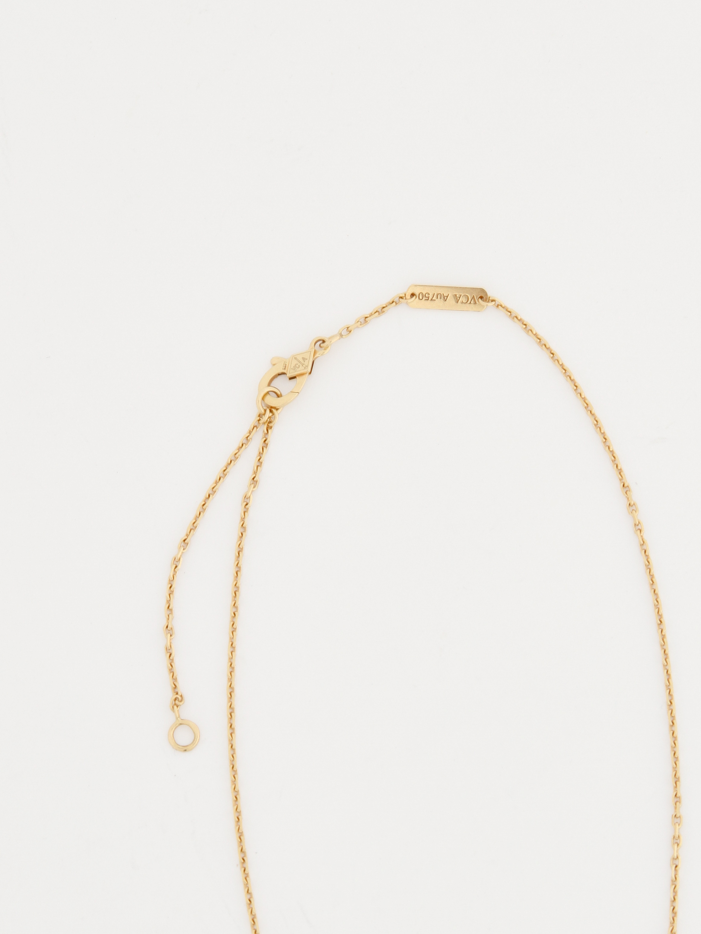 Van Cleef & Arpels Alhambra 2