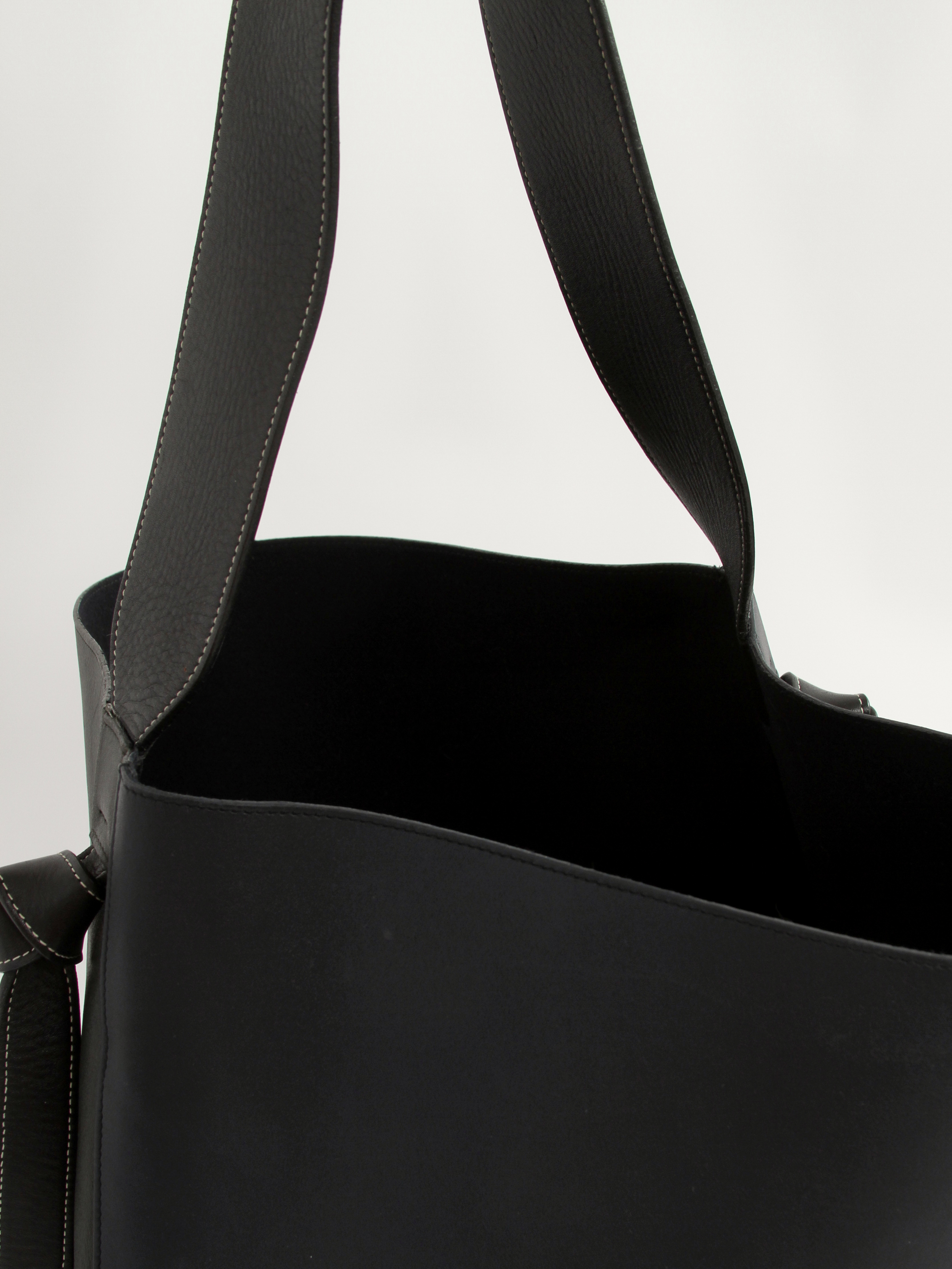 Celine Twisted  4