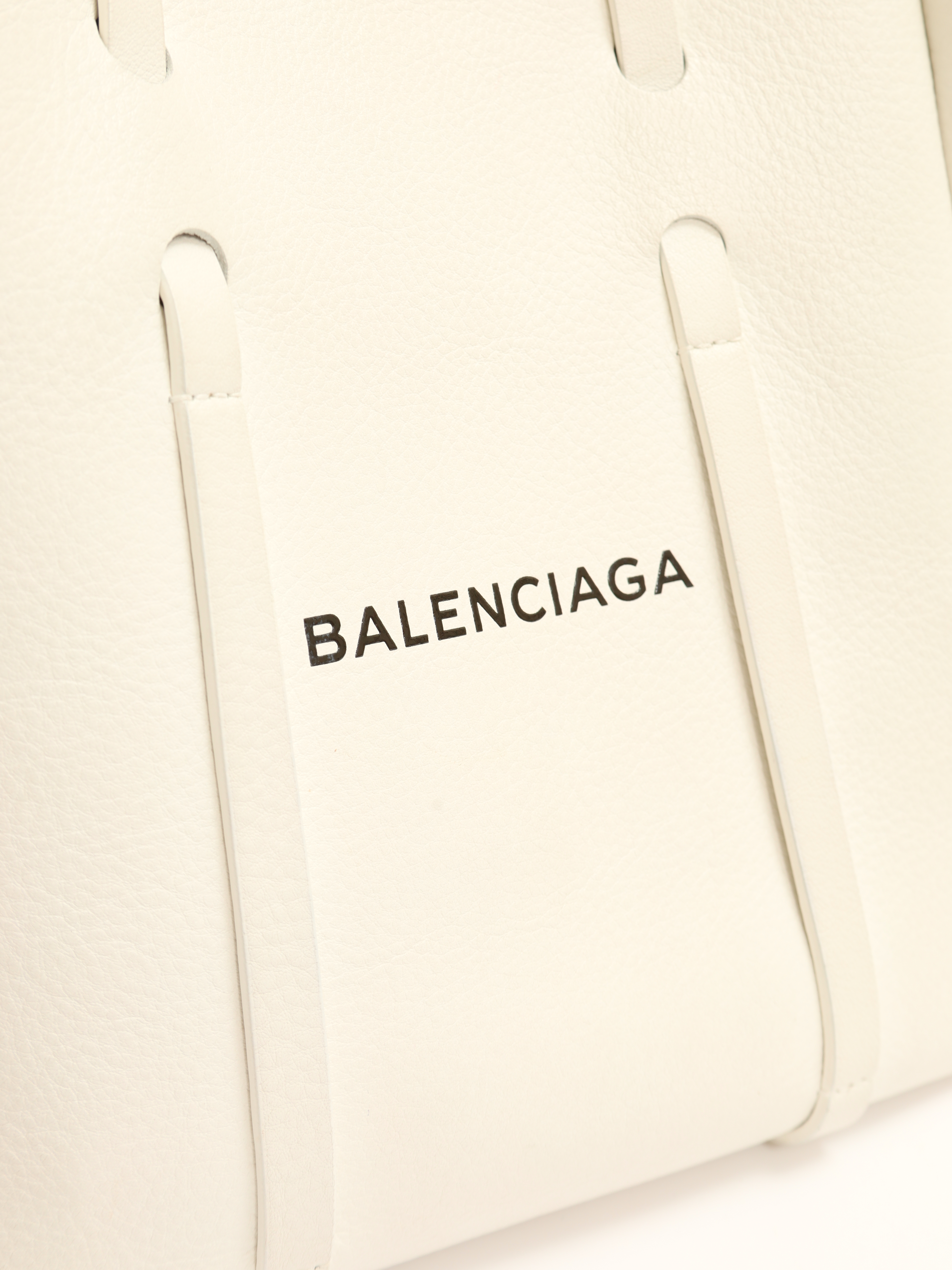 Balenciaga Everyday  12