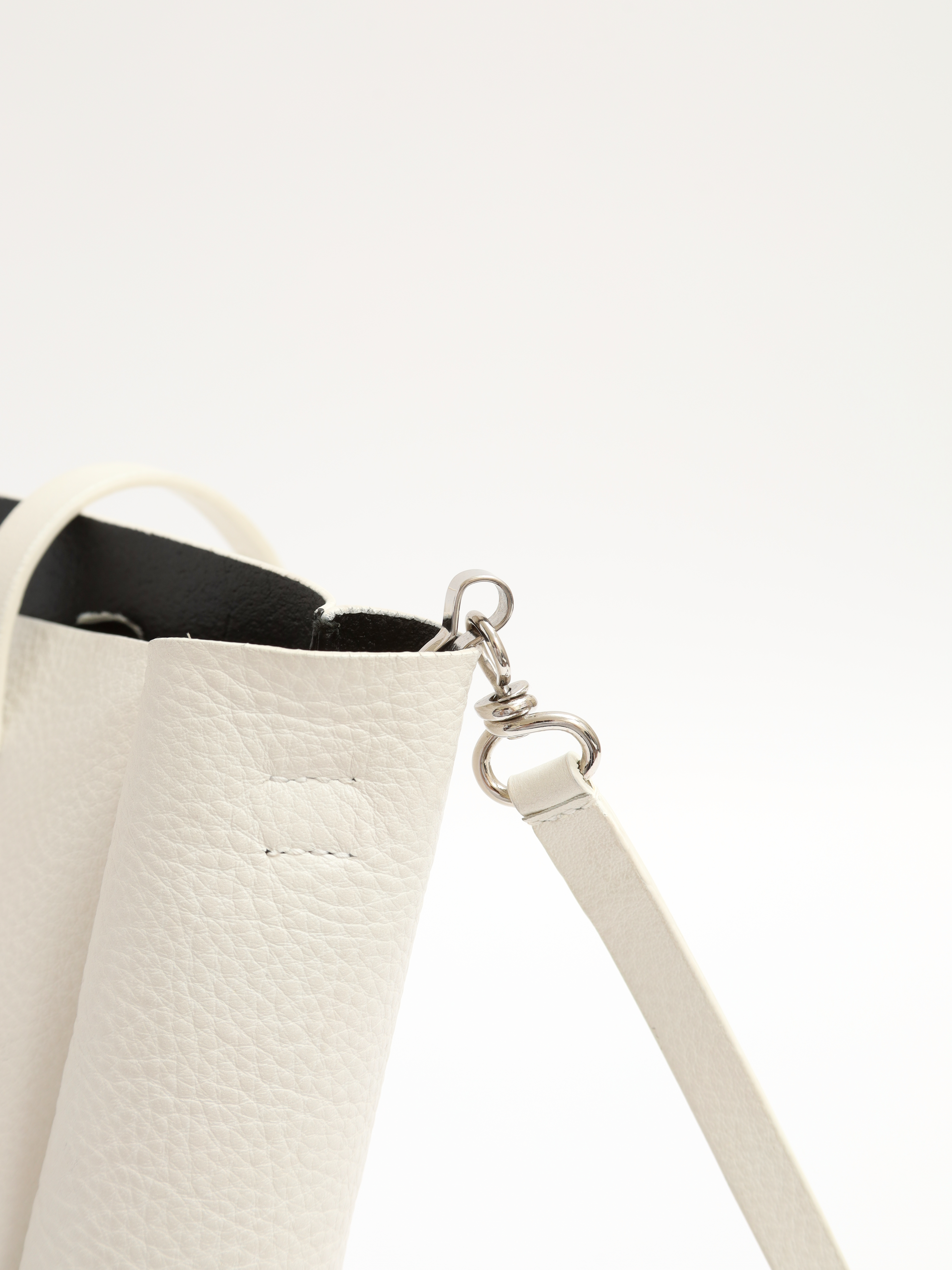 Balenciaga Everyday  13