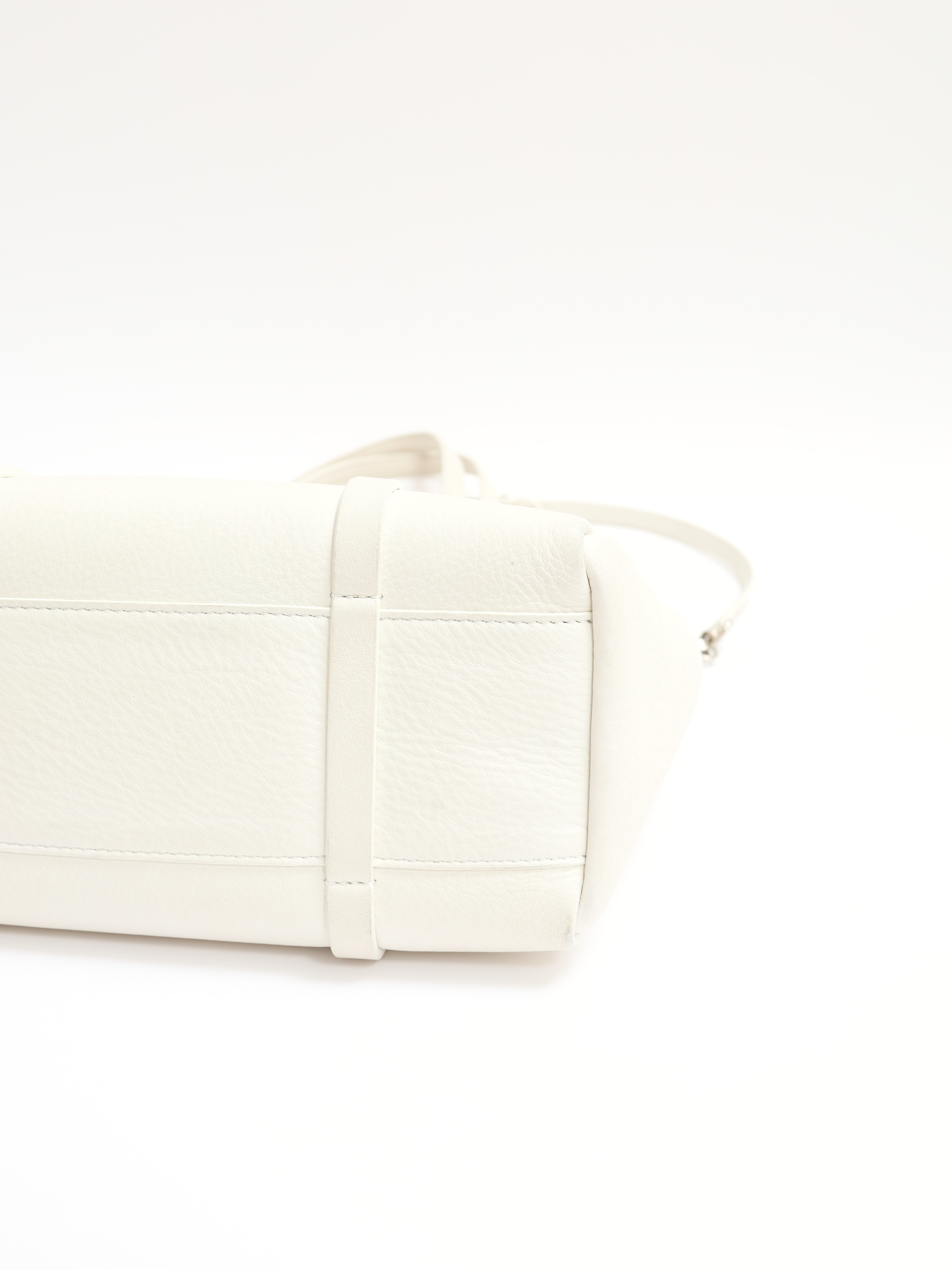 Balenciaga Everyday  5