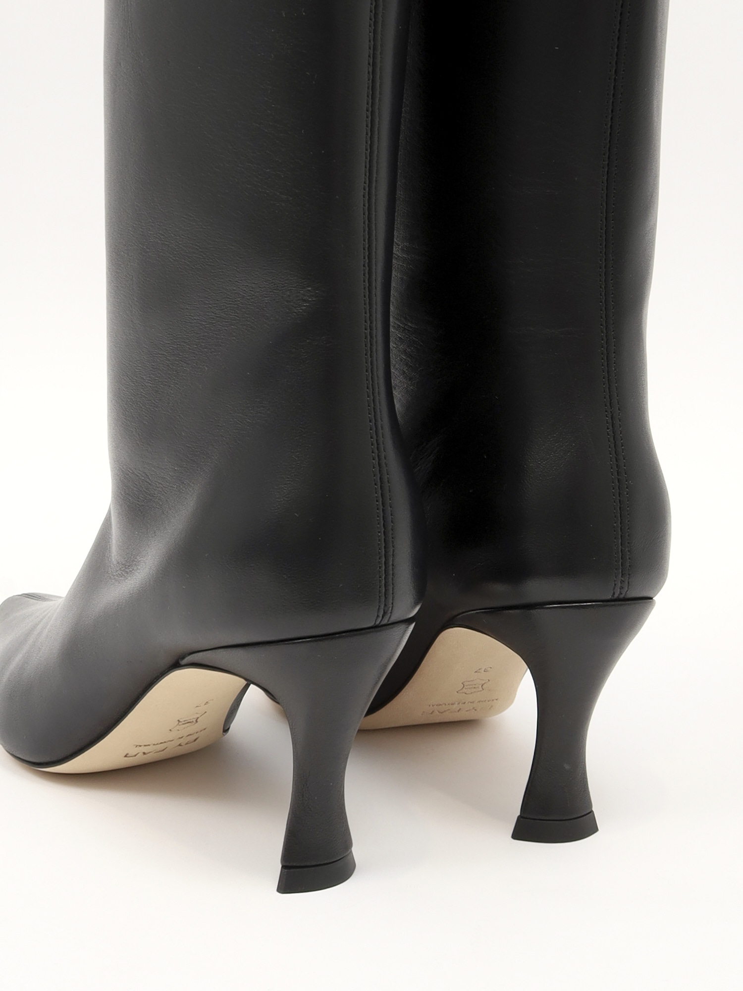 By Far Stevie 42 40 7