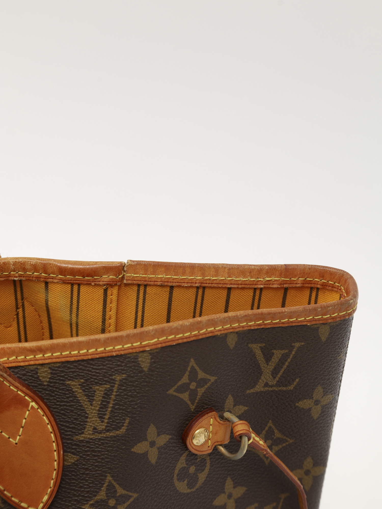 Louis Vuitton Neverfull 10